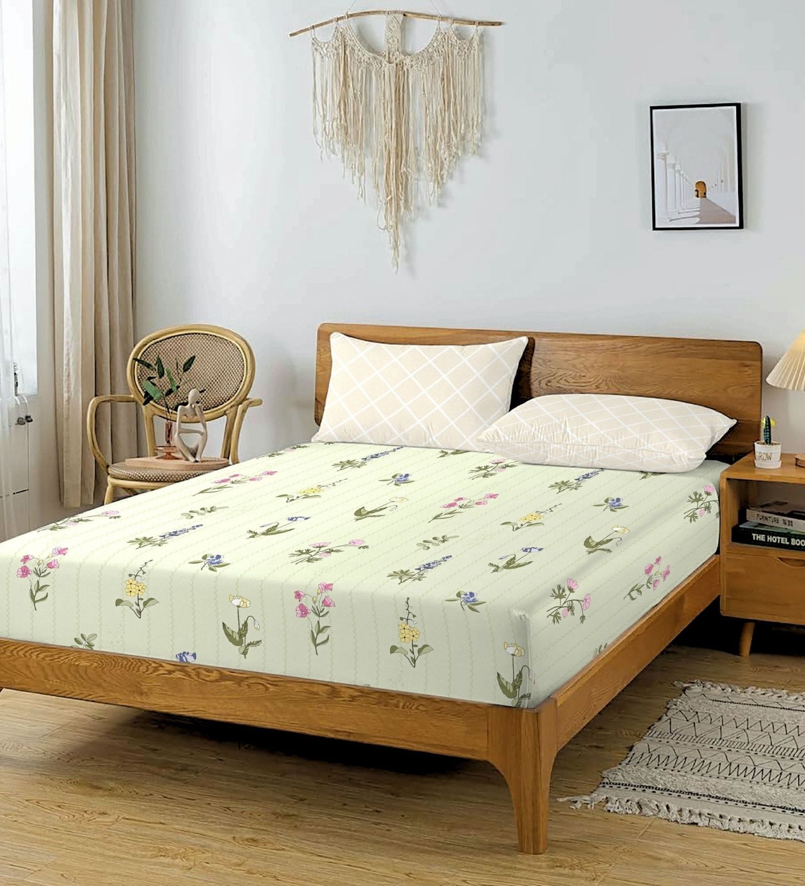 Green & Cream Glace Cotton Floral Print Elastic Fitted King Bedsheet With 2 Pillow Covers