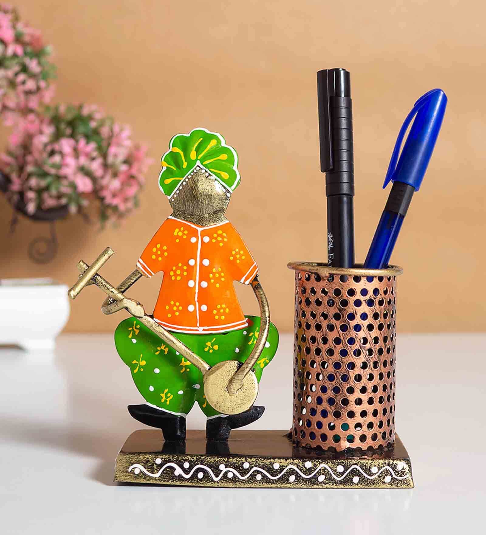 Musical Man Green & Orange Metal Pen Stand