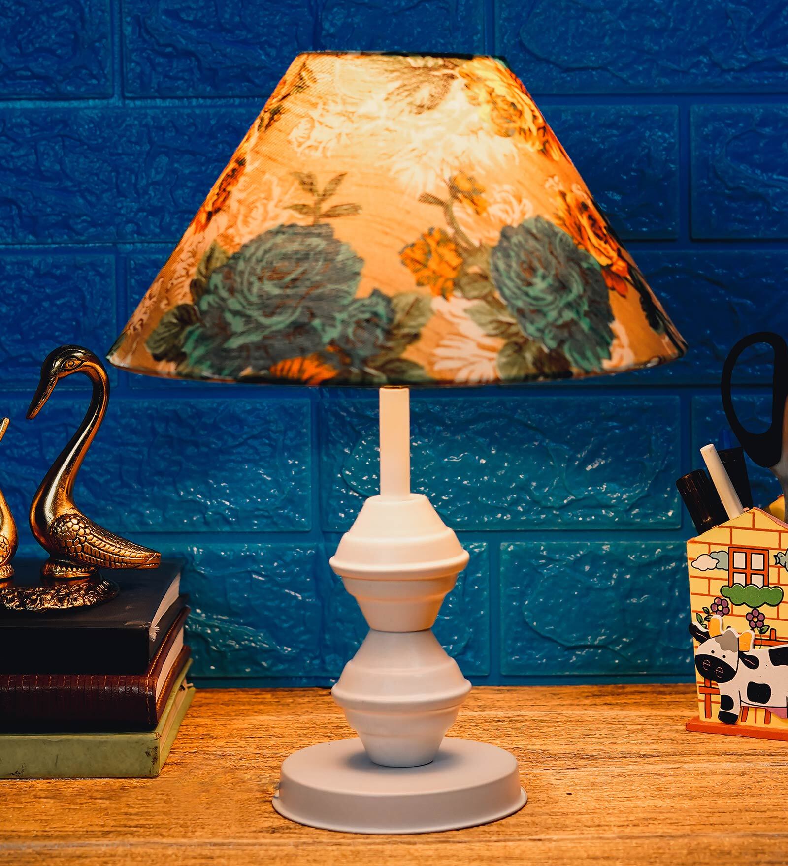 Multicolor Shade Table Lamp With Metal Base