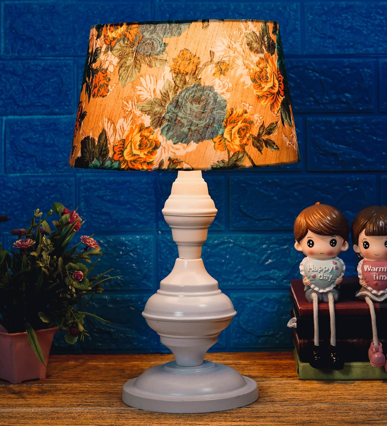Multicolor Shade Table Lamp With Metal Base