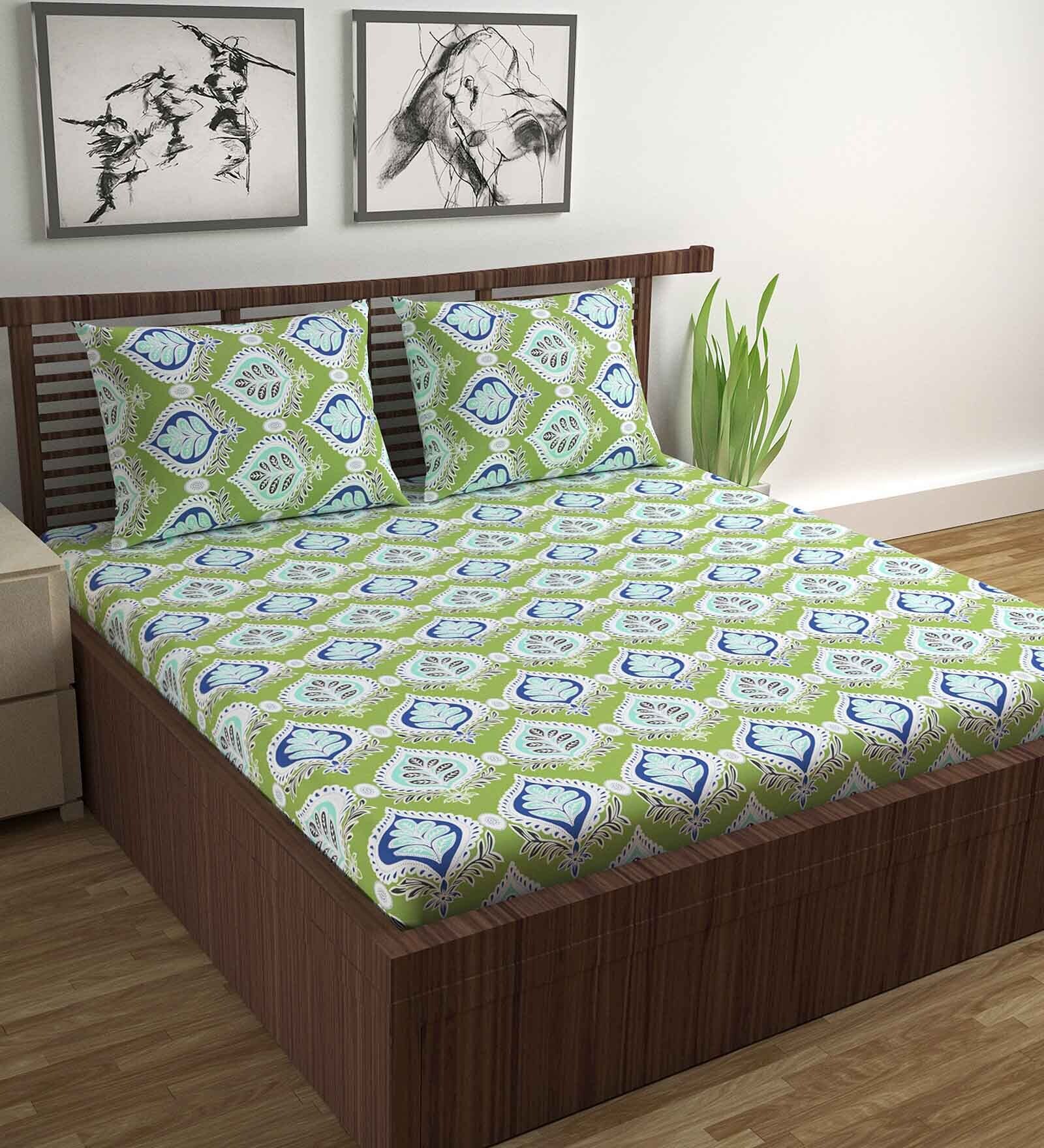 Green Abstract 144 TC Cotton Double Bedsheet with 2 Pillow Covers