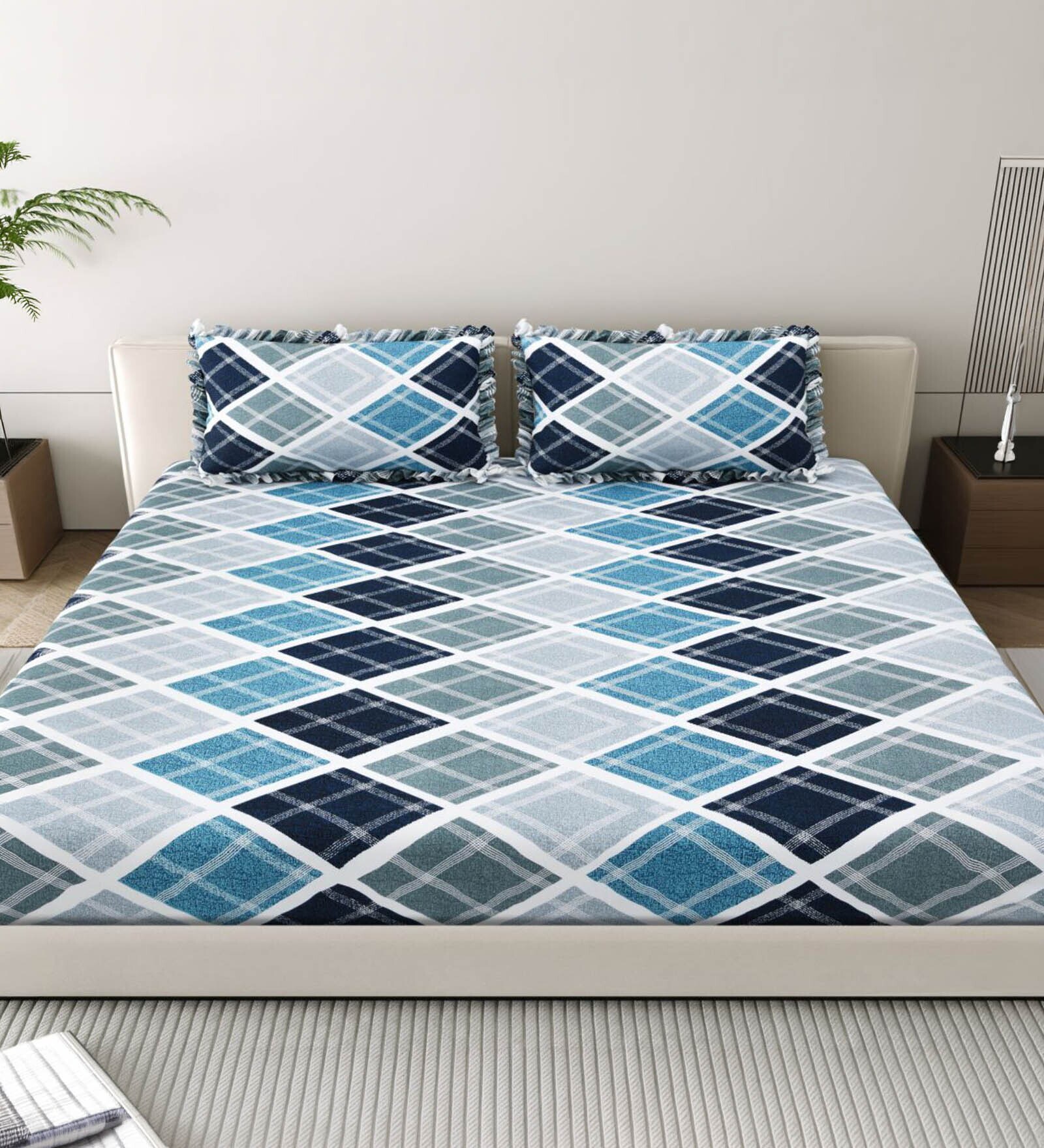Green Abstract 260 Tc Polycotton King Fitted Bedsheet With 2 Pillow Covers