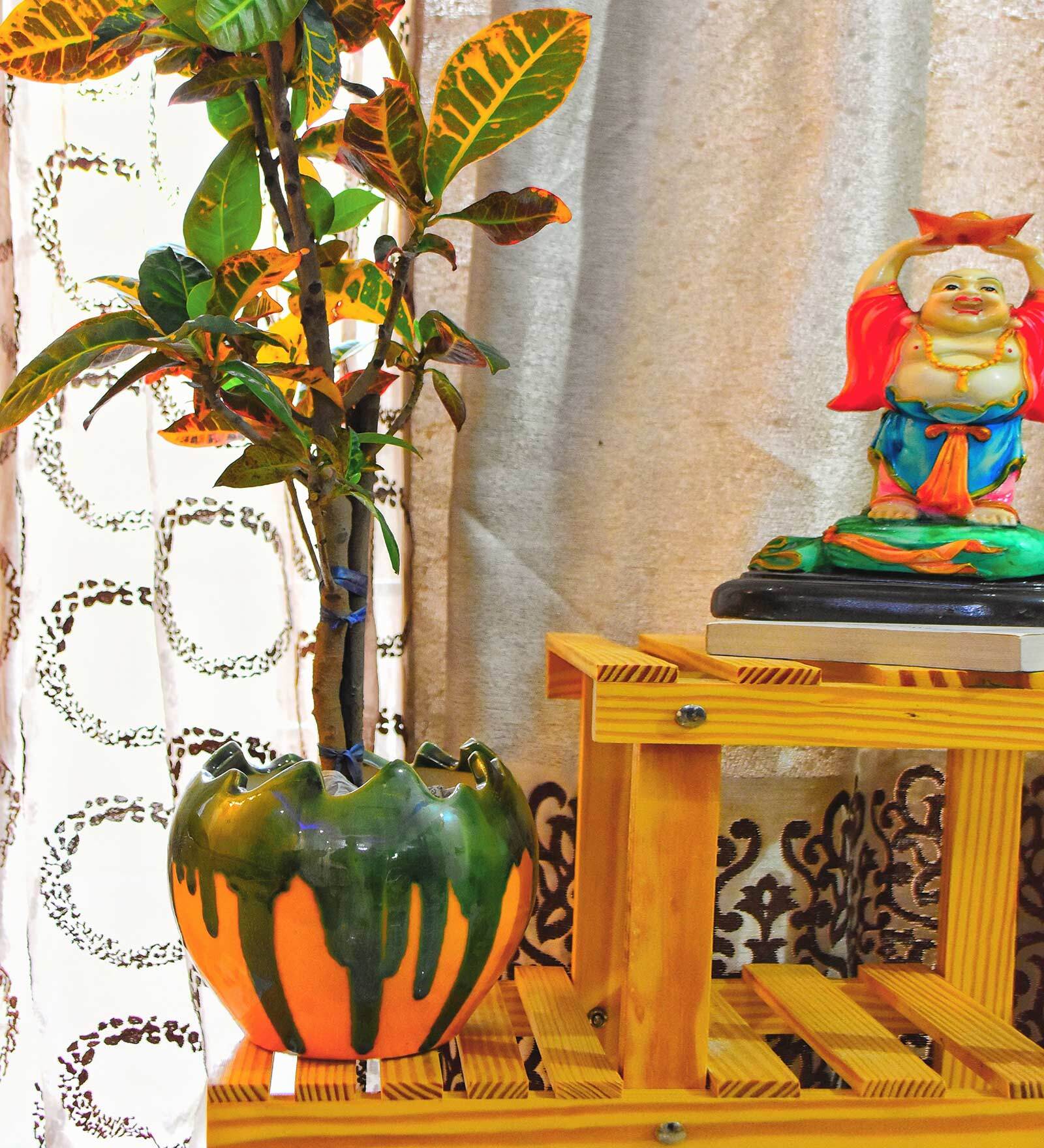 Green Ceramic Flow Cut Designer Floor Planter