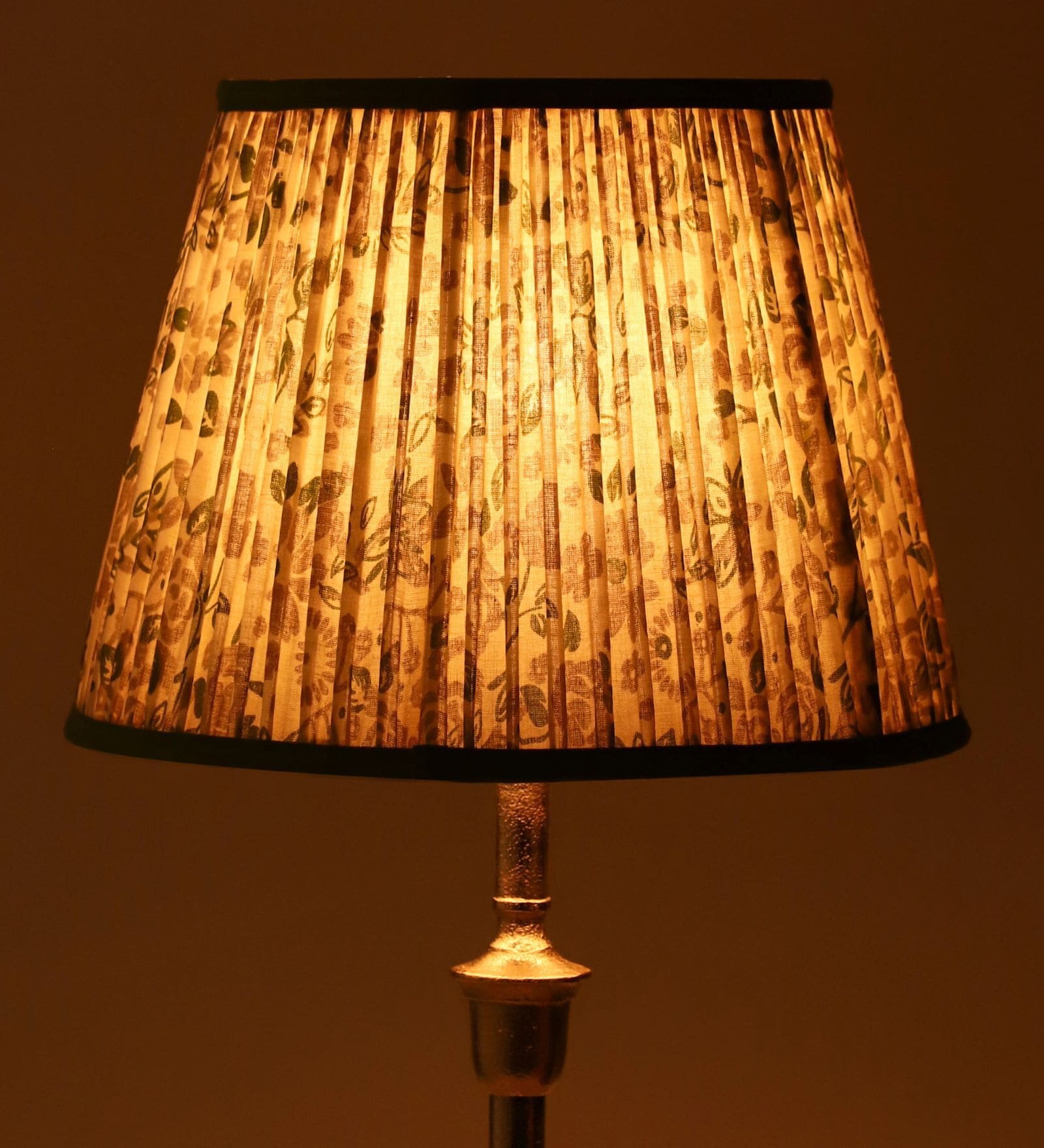Calming Floral 30cm Straight Empire Cotton  Lampshade (Green)