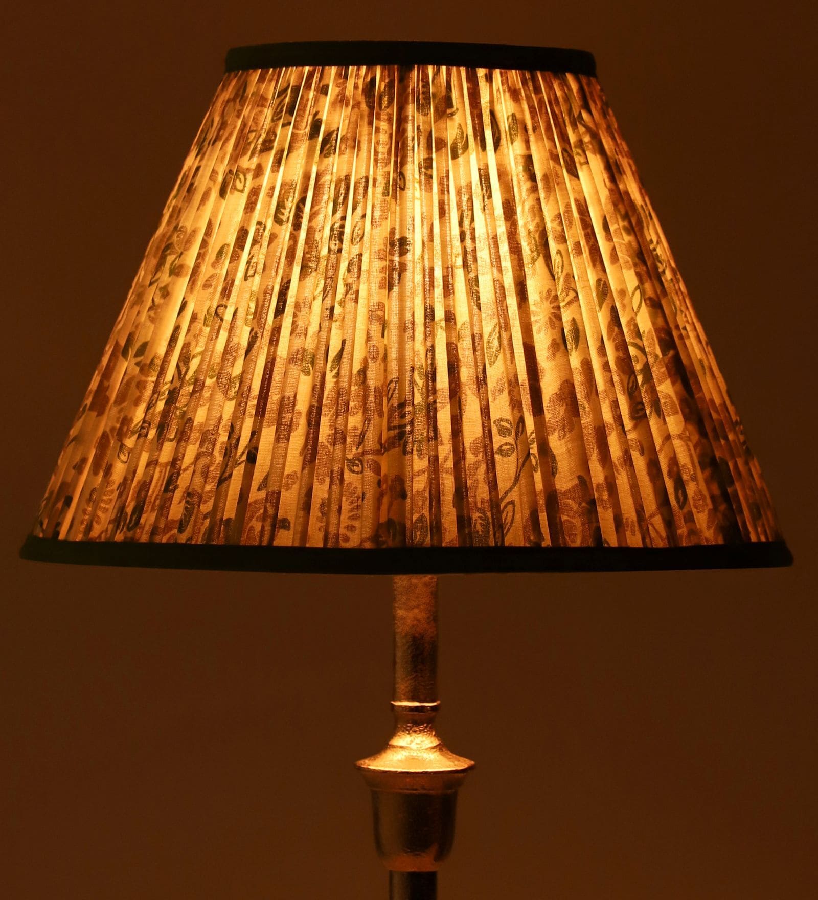 Calming Floral 30cm Empire Cotton  Lampshade (Green)