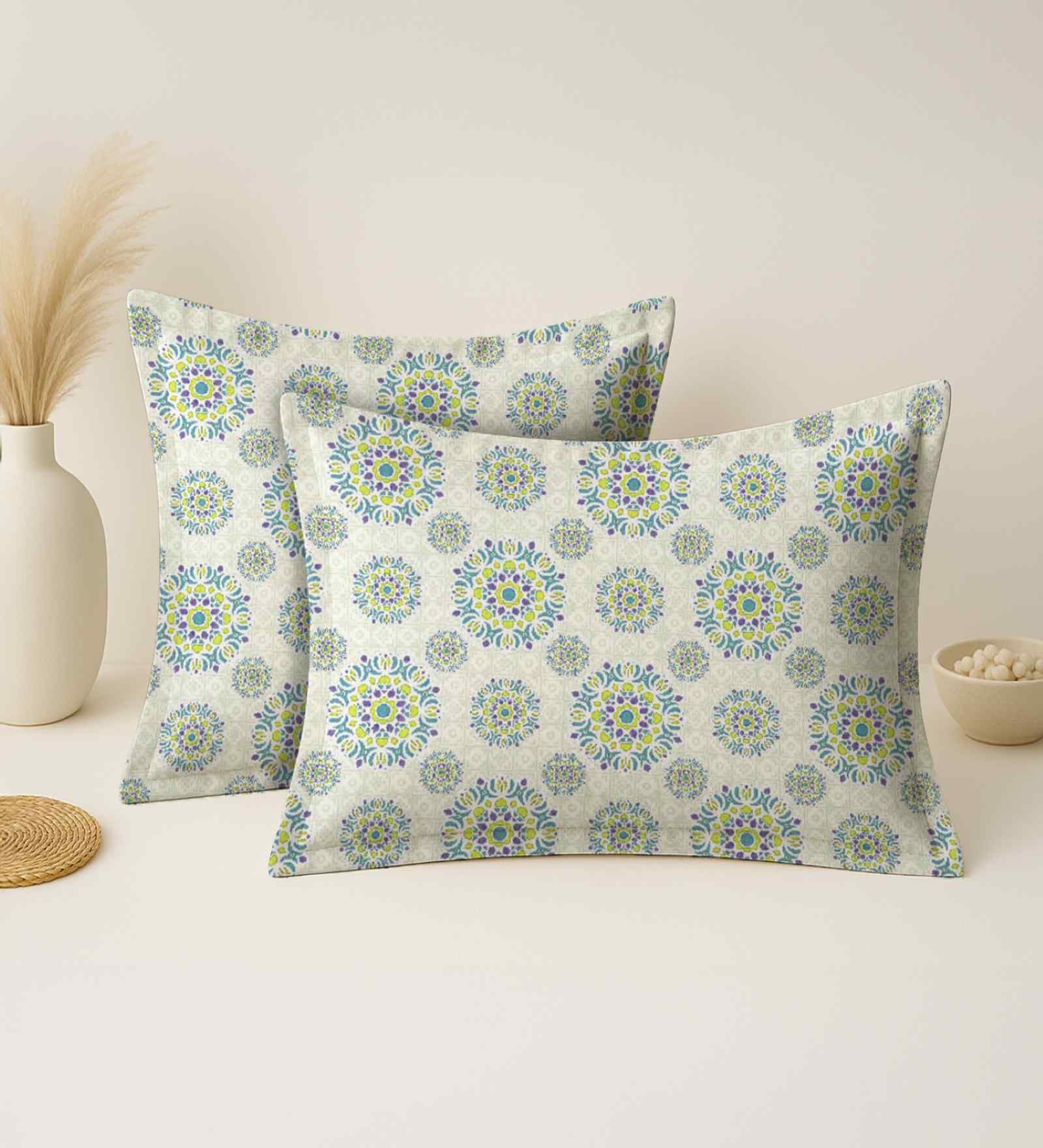 Green Cotton 27x18 Inches Pillow Covers (Set of 2)