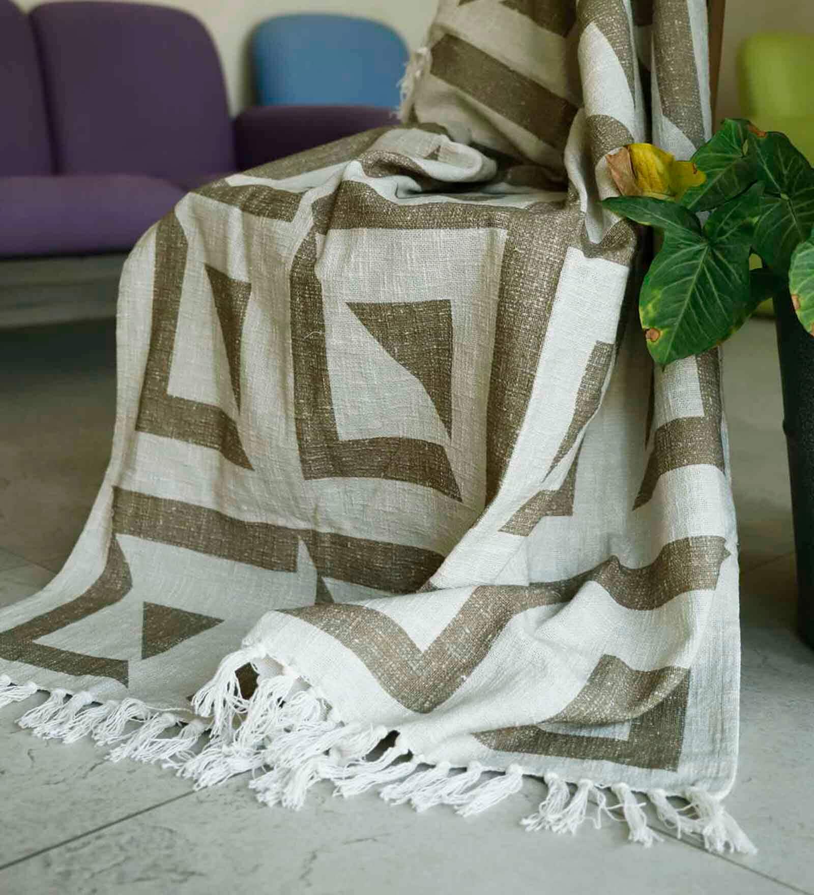 Beige Cotton Geometric 62X48 Inches Throw With Fringes
