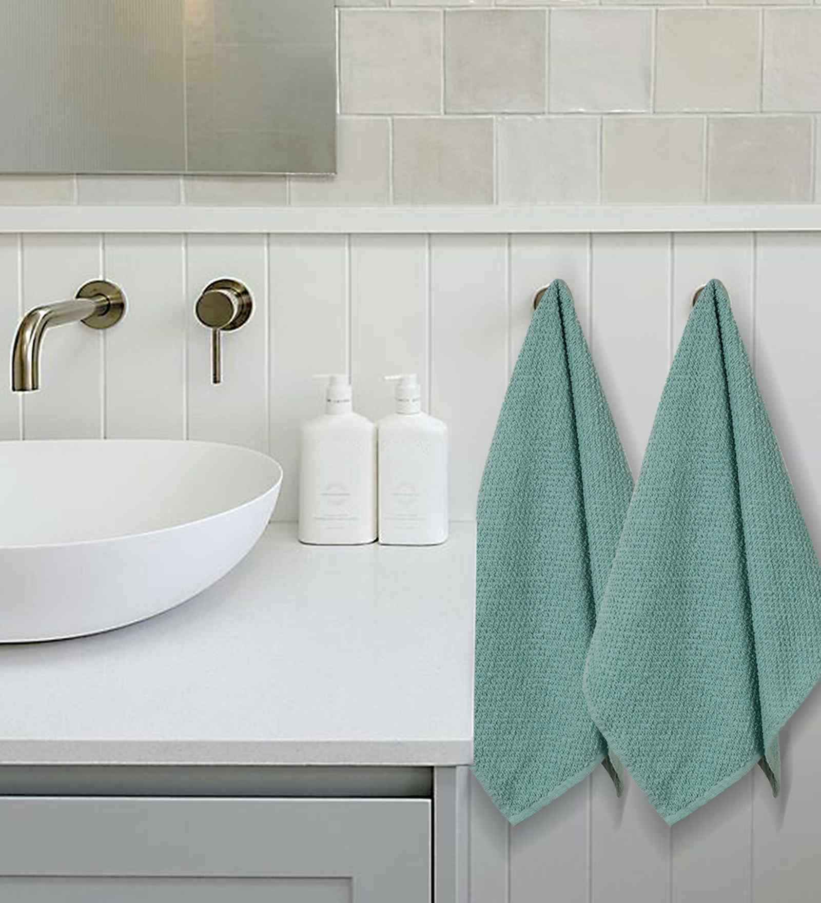 Green Cotton Solid 180 GSM Hand Towels (2 Pc)