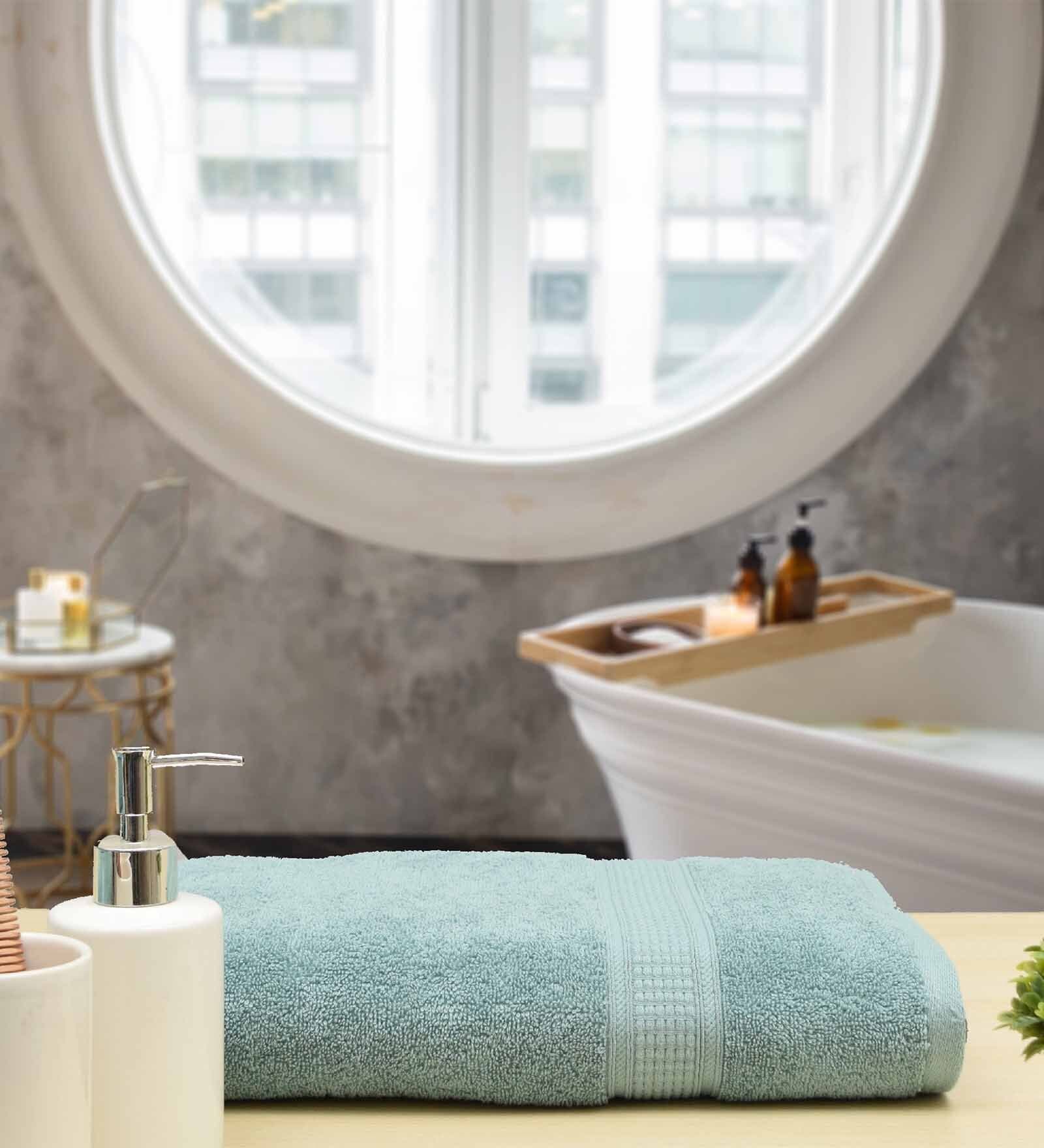 Mint Solid 550 GSM Cotton Bath Towel