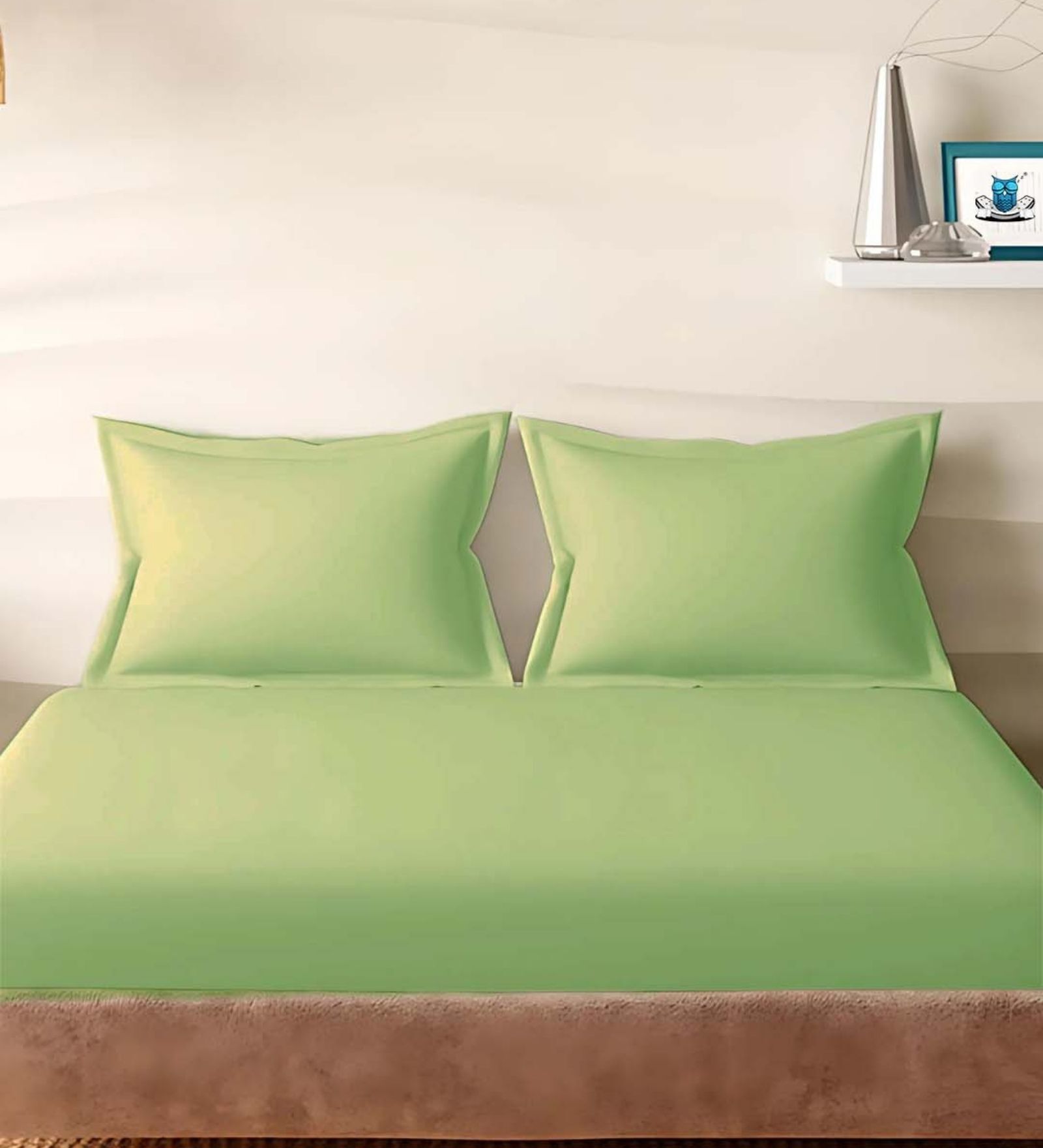 Green Cotton Solid 210TC Plain Super King Bedsheet with 2 Pillow Covers