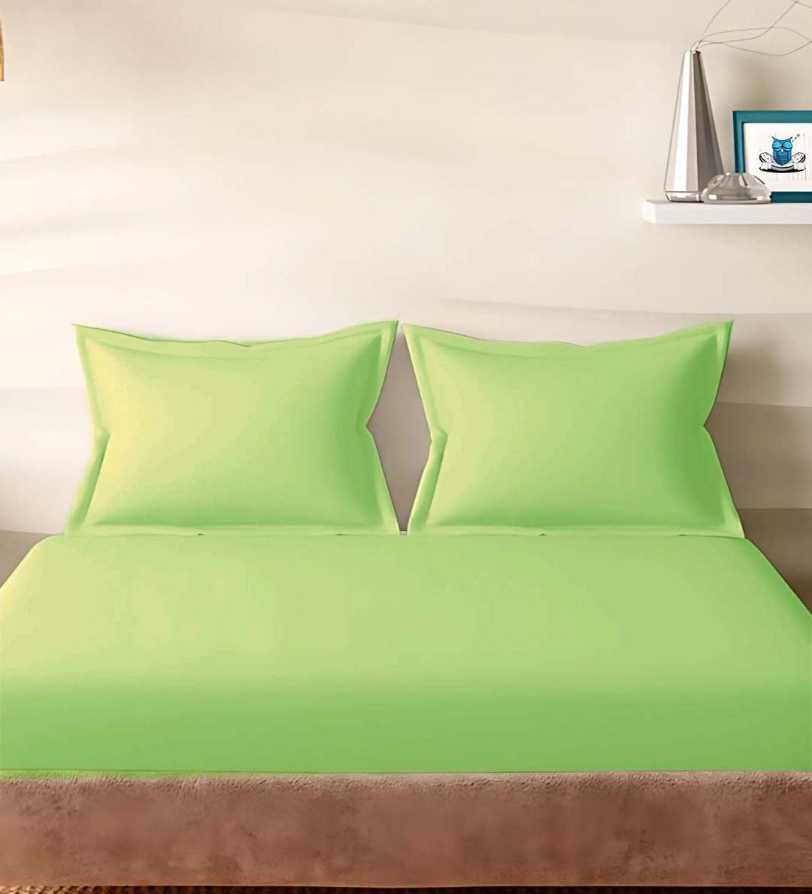 Green Cotton Solid 210TC Plain Super King Bedsheet with 2 Pillow Covers