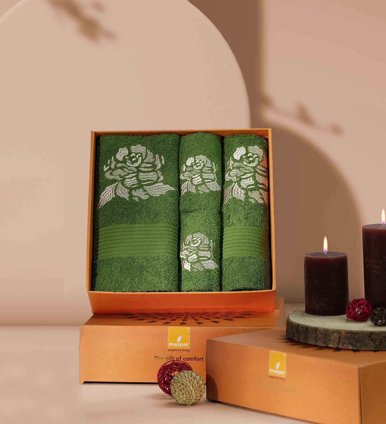 Green Embroidery TC Cotton 2 Bath Towel With 2 Hand Towel and 1 Box