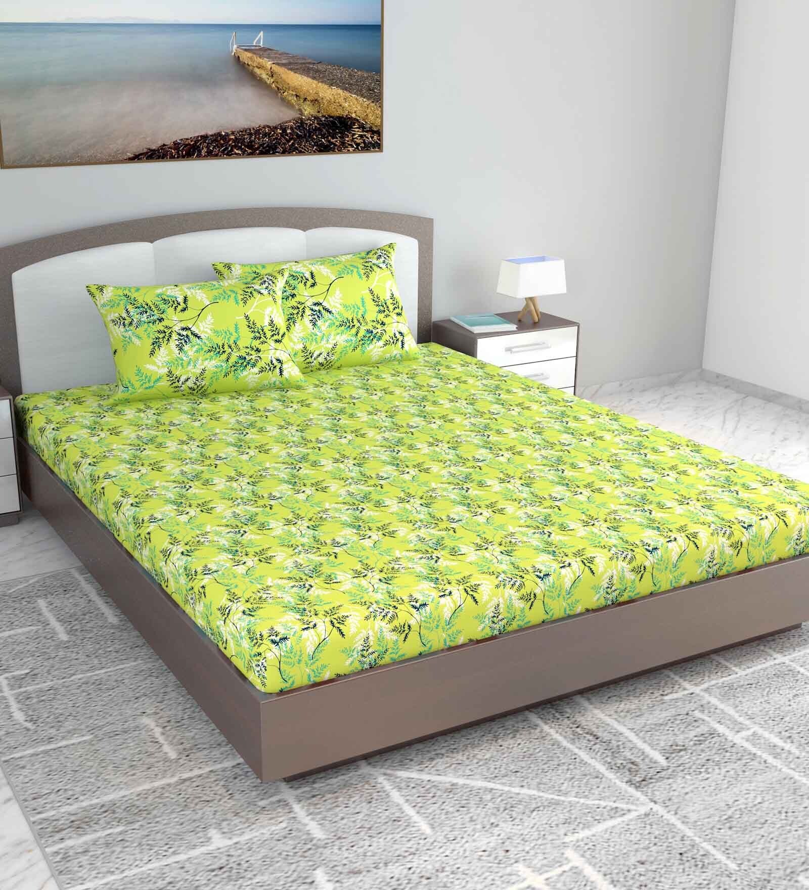 Green Floral 144 TC Cotton King Bedsheet with 2 Pillow Covers