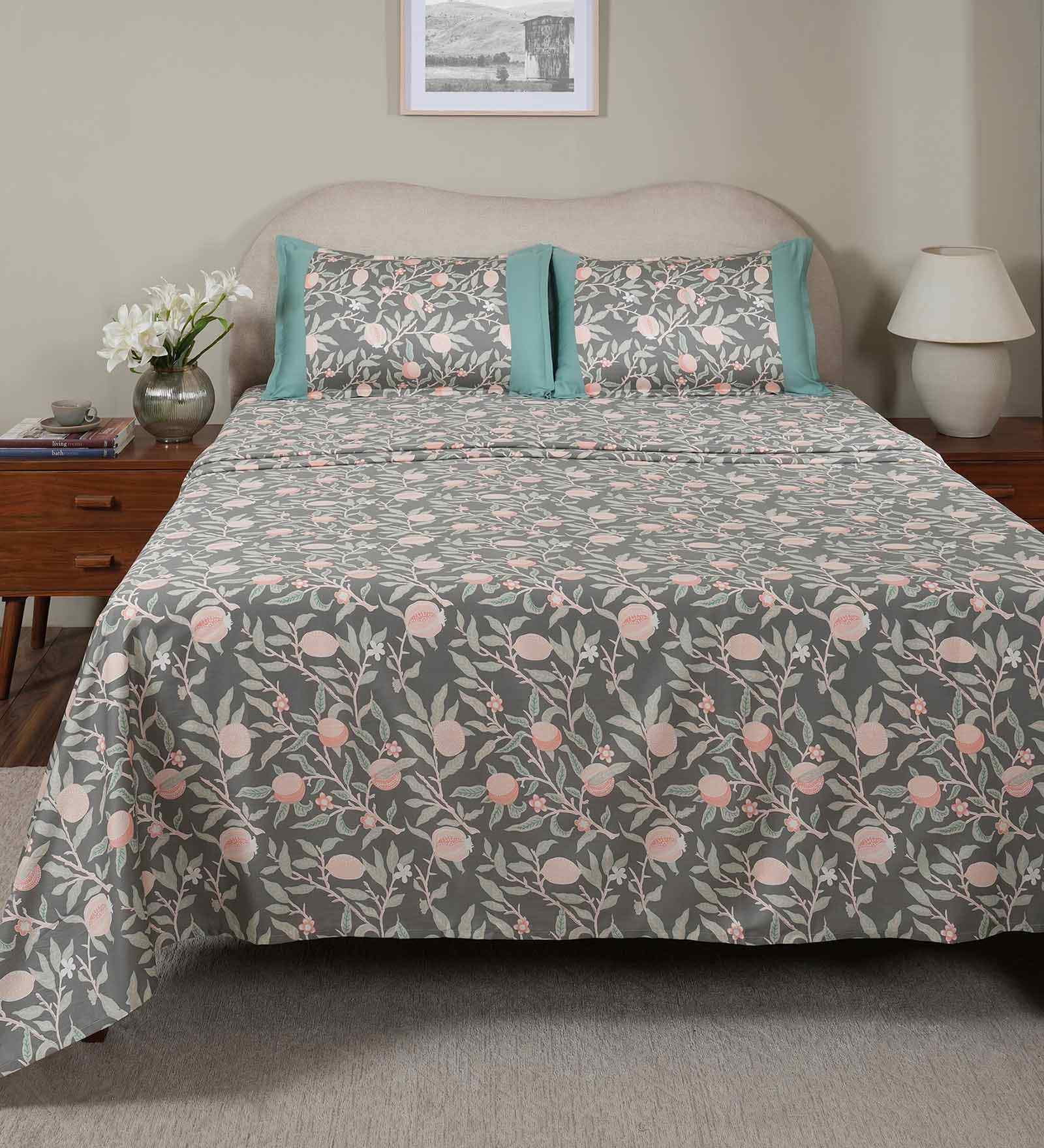 Green Fruit Print 200 TC Cotton King Size Bed Sheet with 2 Pillow Covers Sensory Bloom Collection