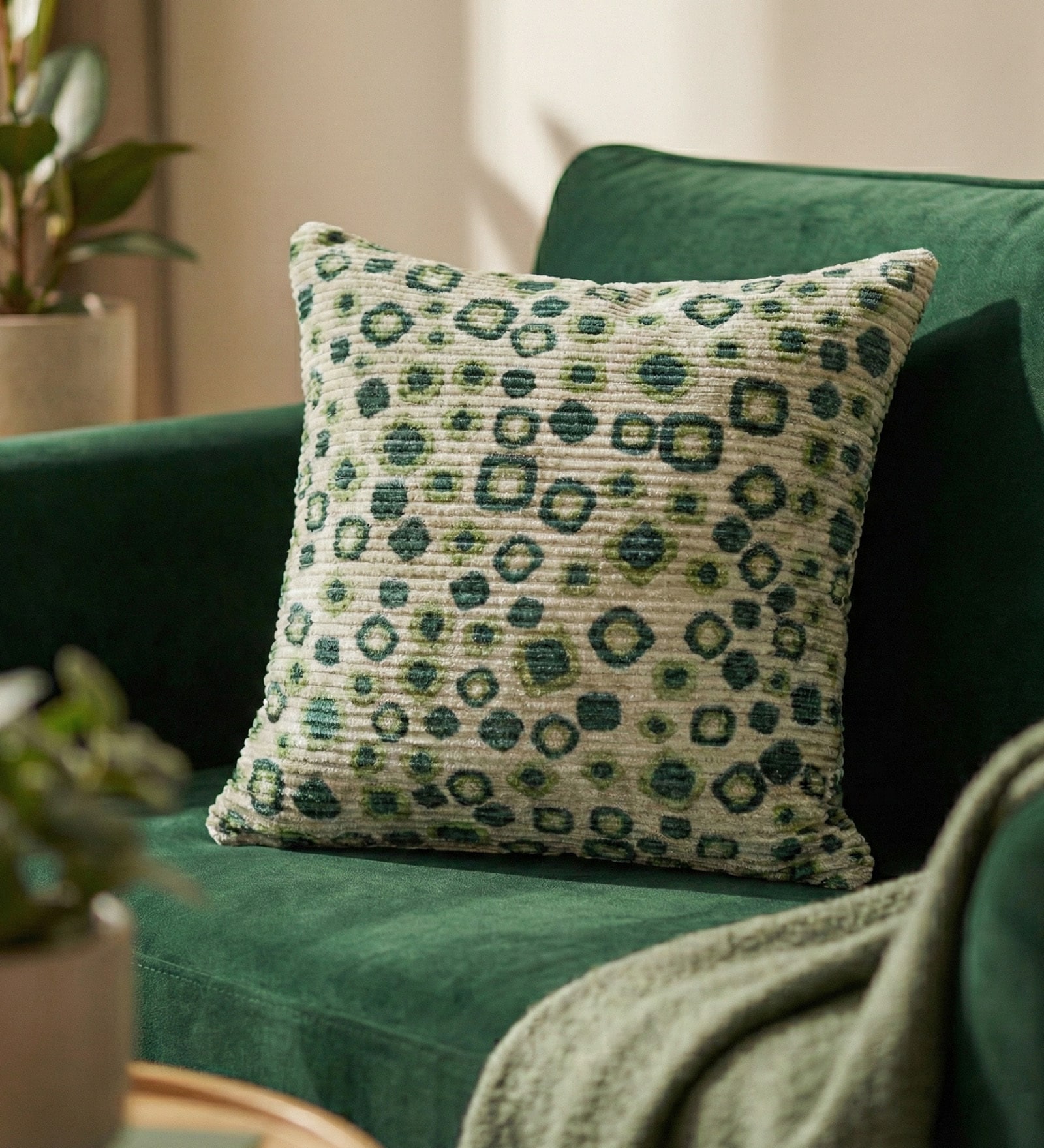 Green Polyester Abstract 18x18 inches Cushion Cover