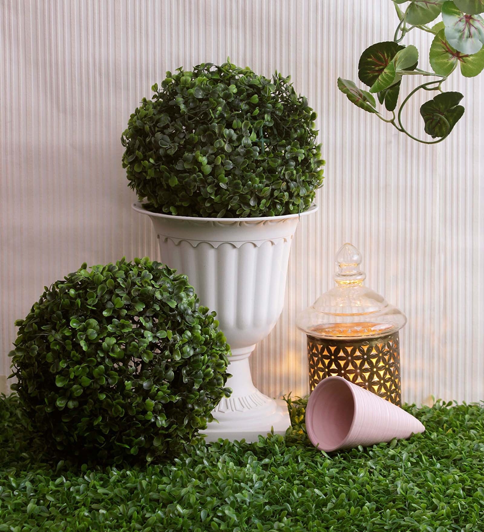 Green Polyester Eucalyptus Boxwood Mat