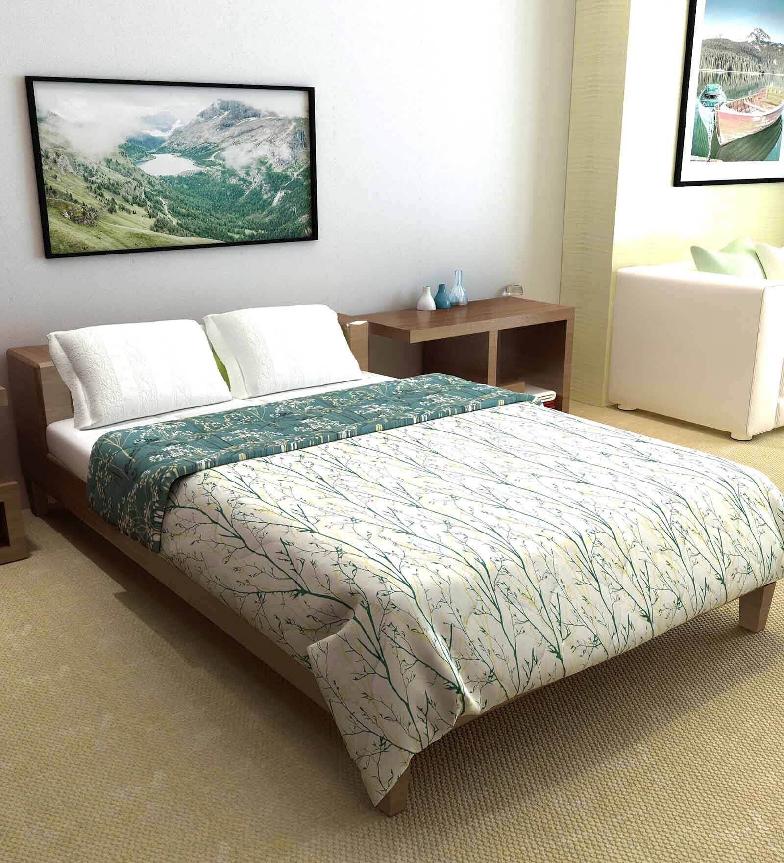 Green Polyester Floral 150 GSM Reversible Double Bed Comforter Green Polyester Floral 150 GSM Reversible Double Bed Comforter