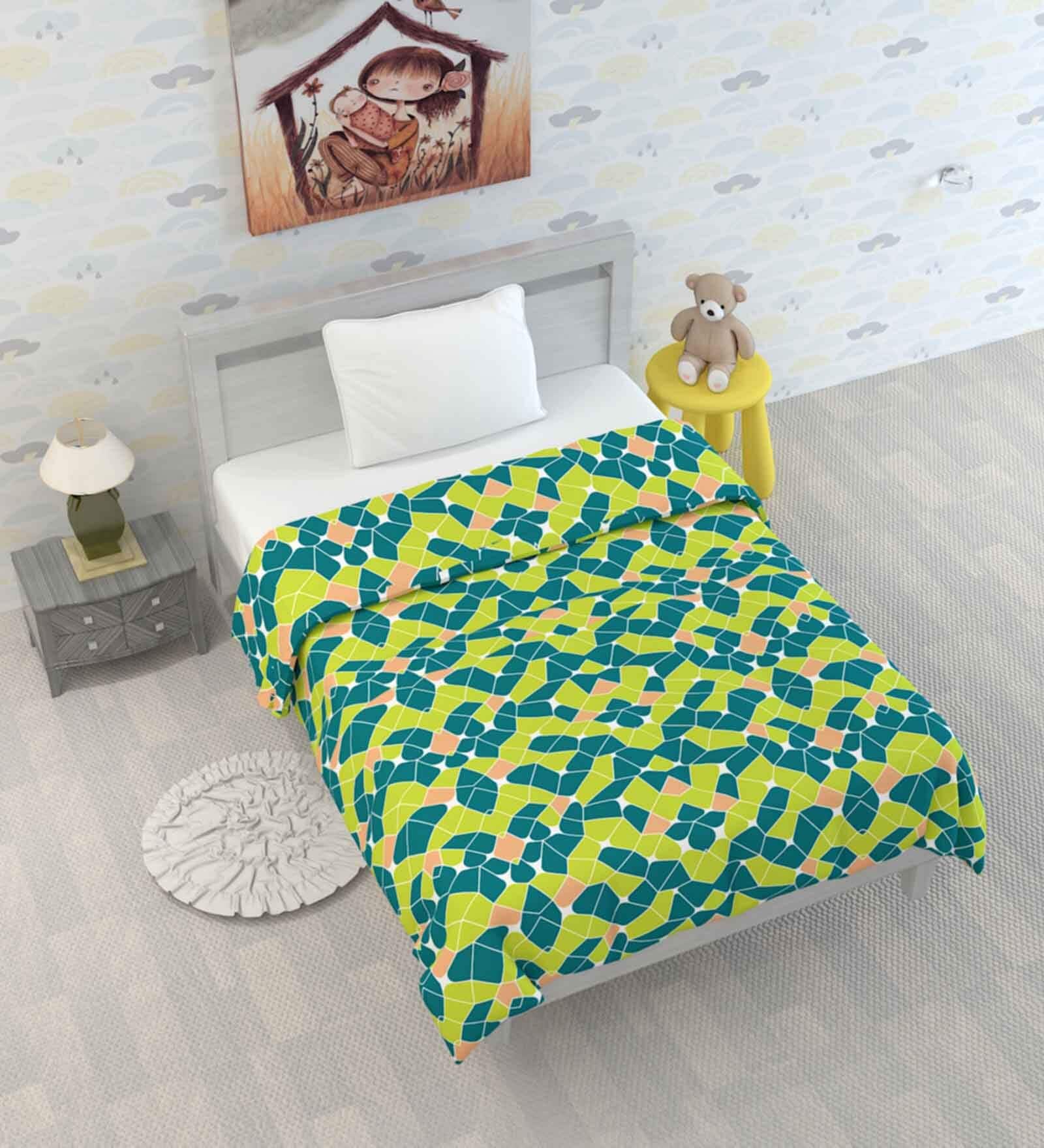 Green Polyester Patterned 120 GSM Single Bed Kids Dohar Green Polyester Patterned 120 GSM Single Bed Kids Dohar