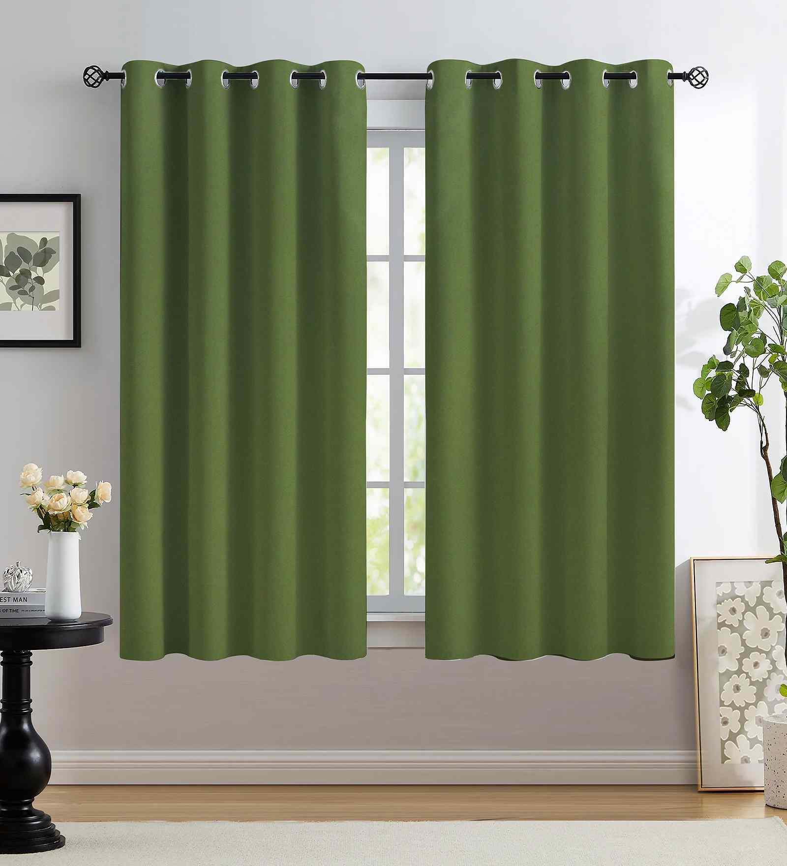 Green Polyester Solid 5ft Greenout Eyelet Window Curtain (2 Pc)