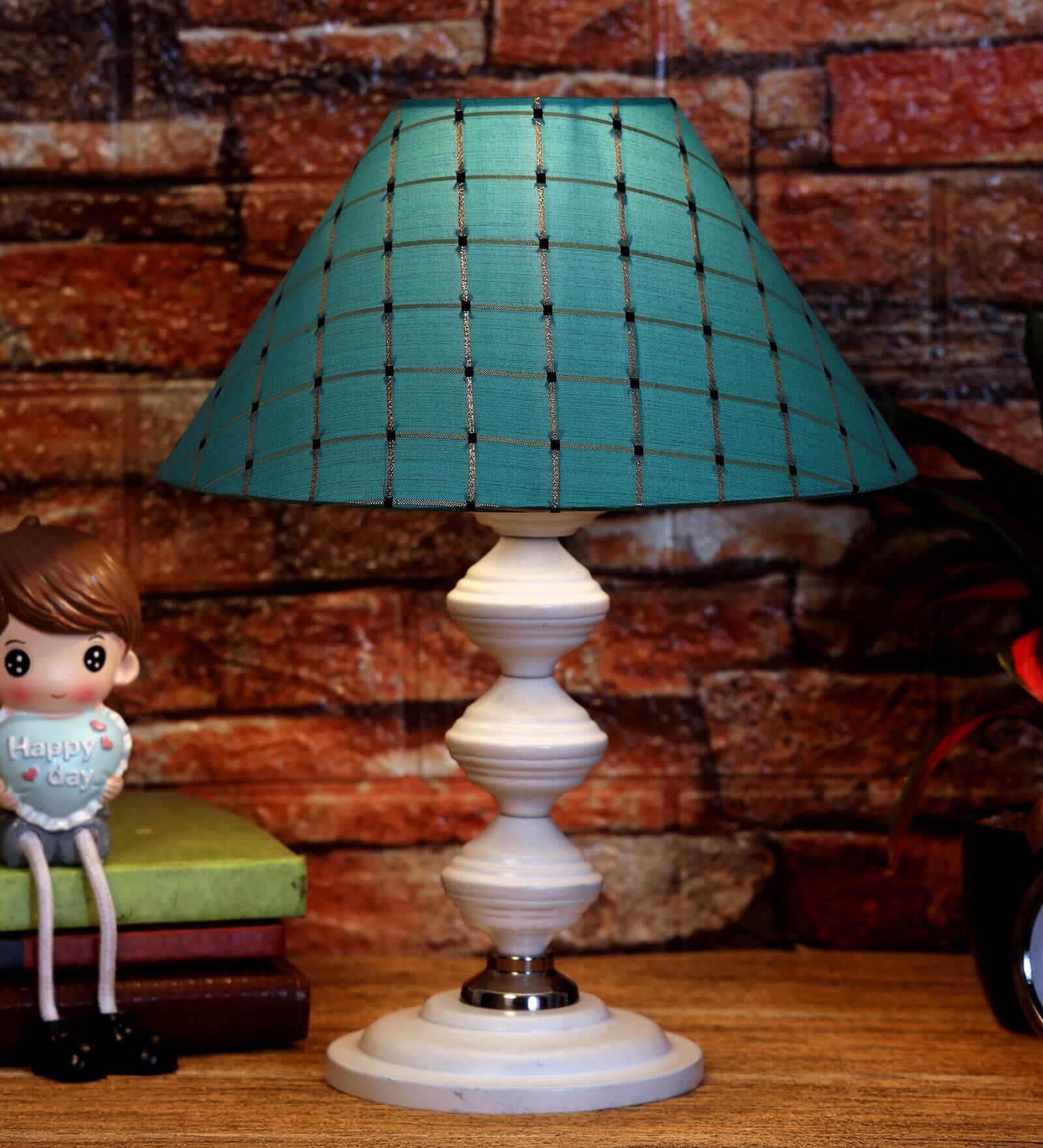Green Shade Table Lamp With Metal Base