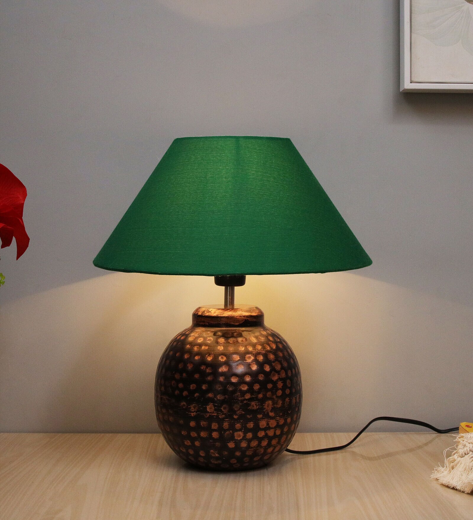 Green Shade Table Lamp With Metal Base