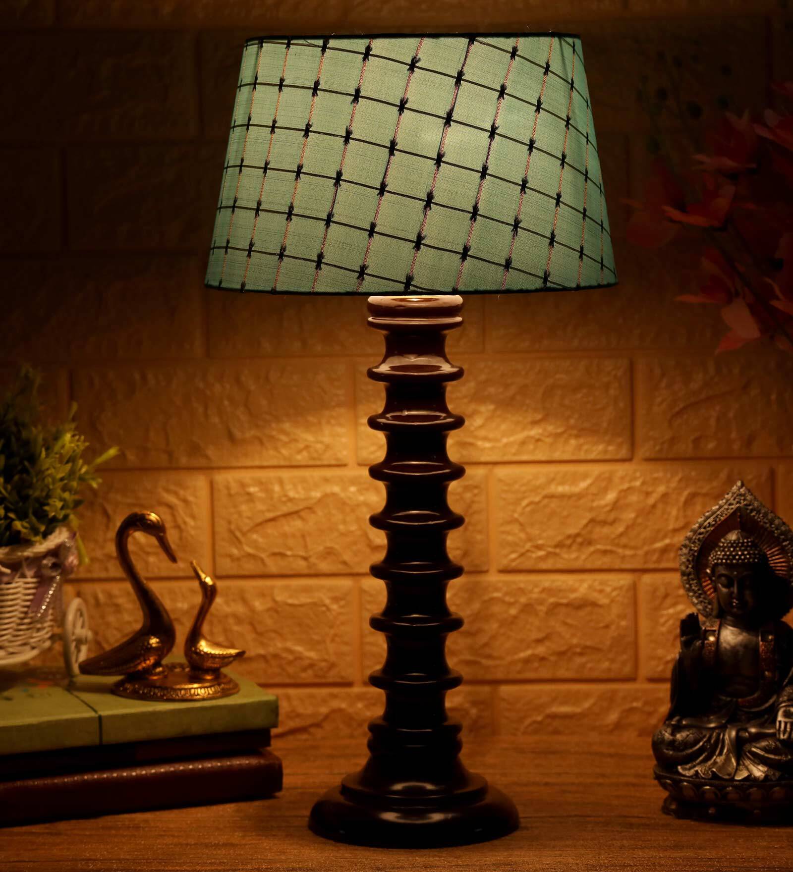 Fashionable Green Fabric Shade Night Lamp With Wood Base