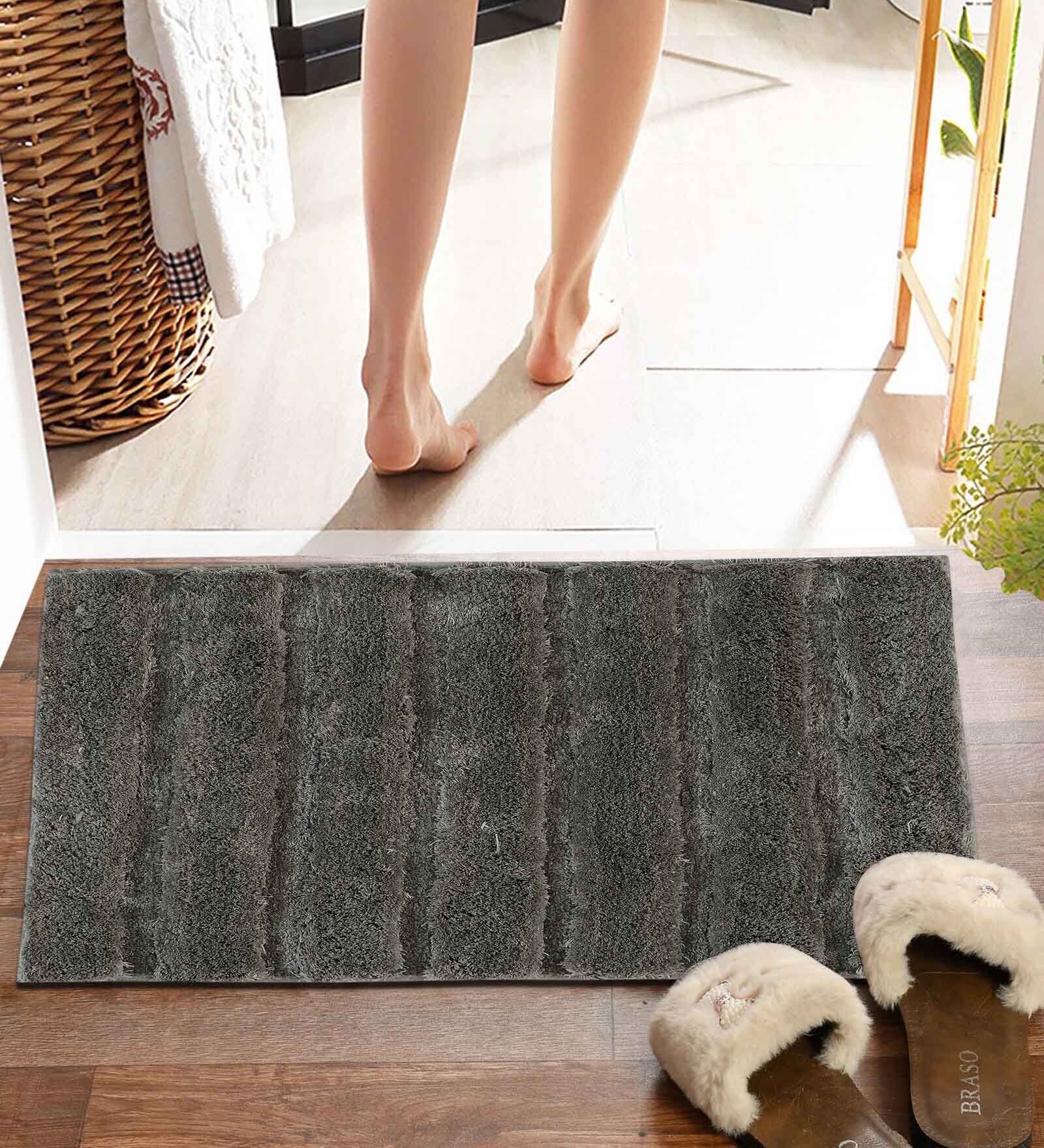 Green Striped MicroFibre 15x10 Inches Antiskid Bath Mats