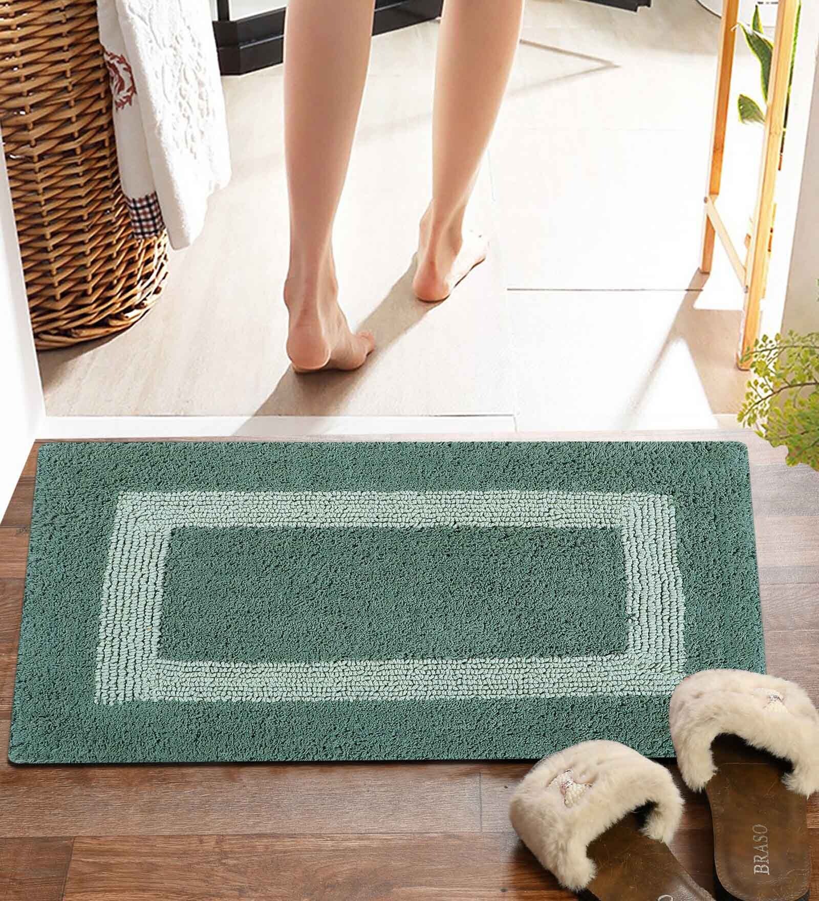 Green Geometric MicroFibre 15x10 Inches Antiskid Bath Mats