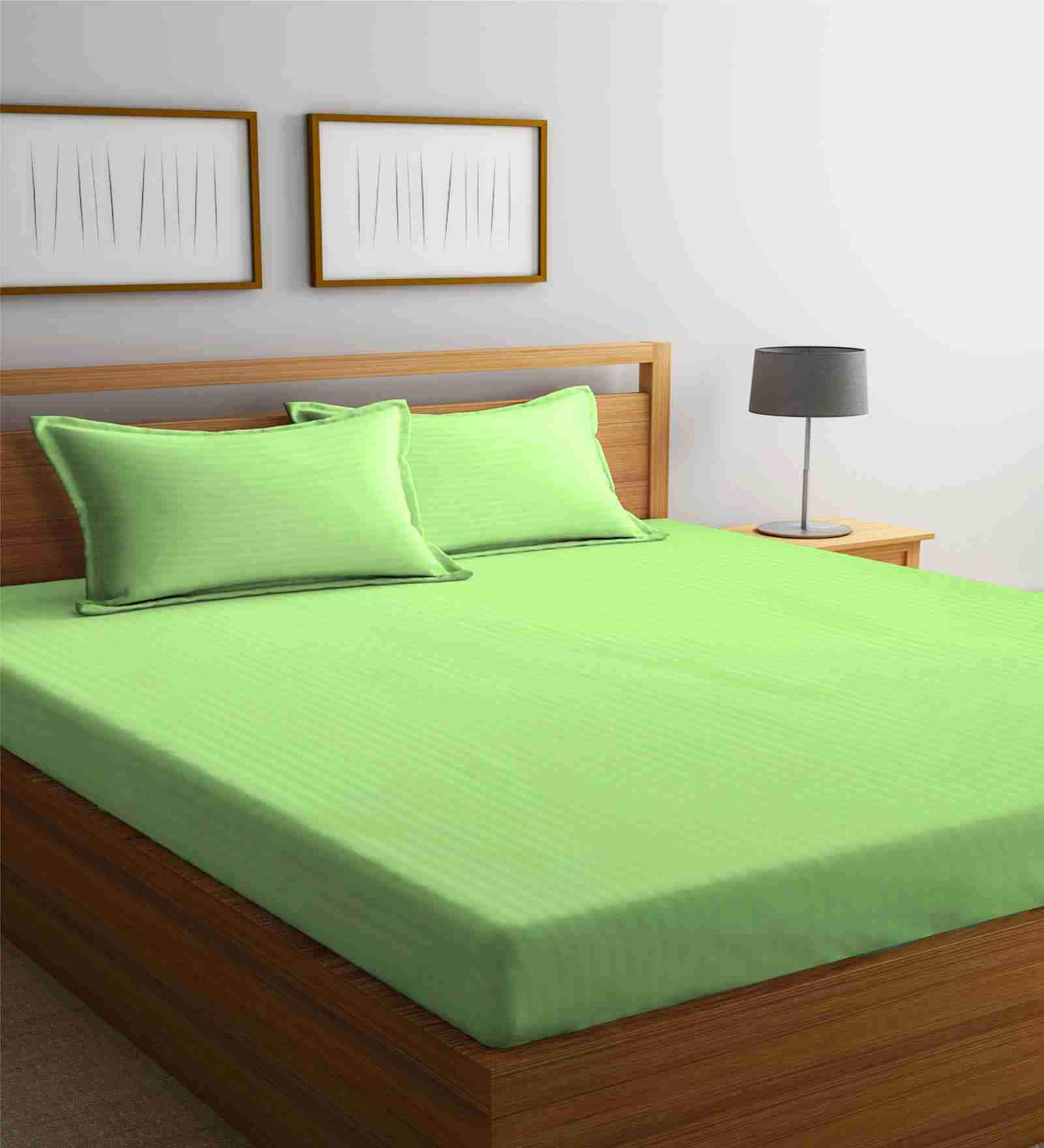 Green Striped 300 TC Cotton Blend King Sized Bed Sheets with 2 Pillow Covers