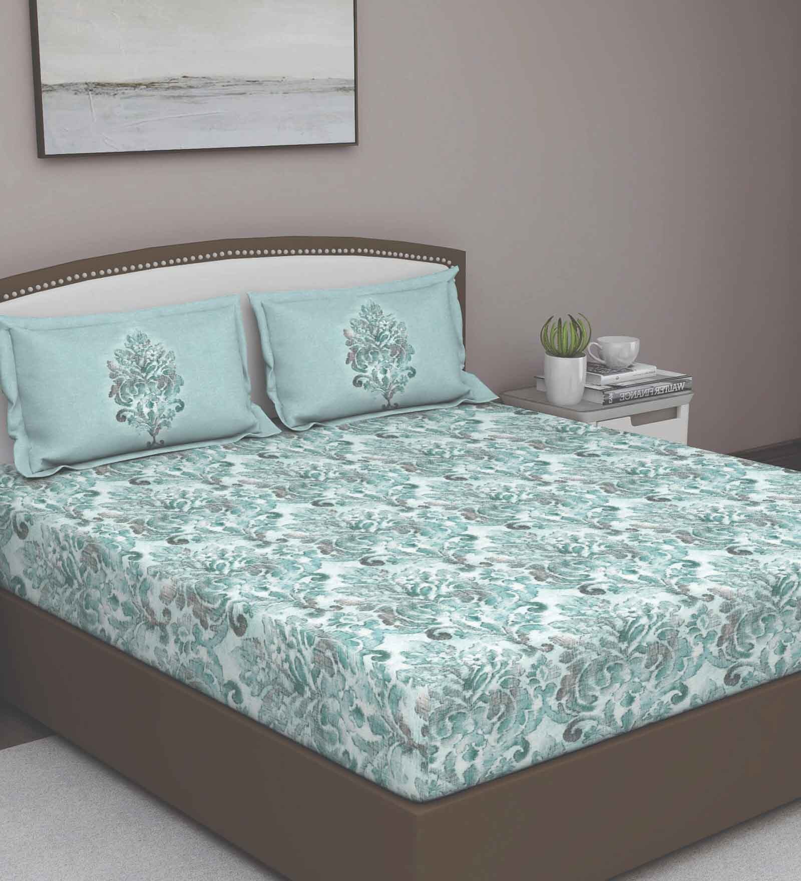 Green Traditional 180 TC Cotton Queen Sized Bed Sheets with 2 Pillow Covers