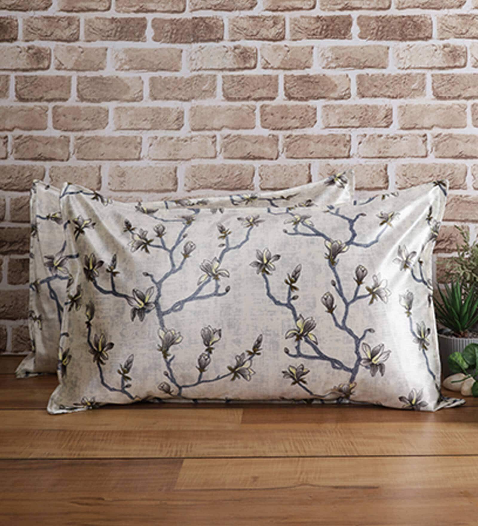 Grey Patterned 210TC Polyester Blend 17 x 27 Inches Pillow Covers (Set of 2)