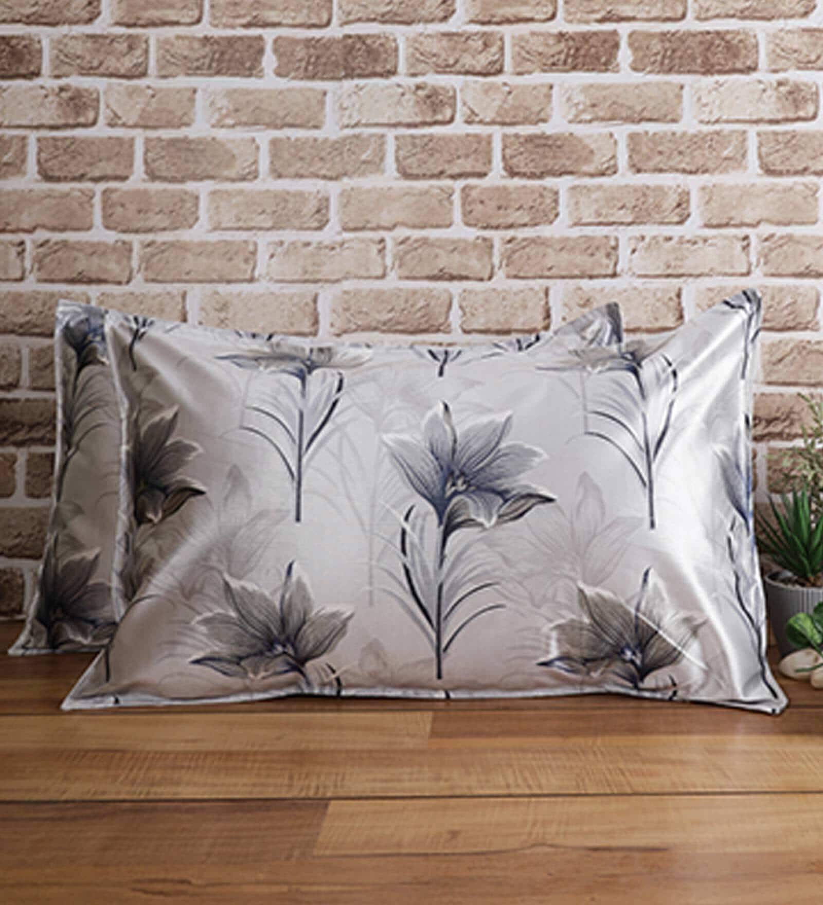 Grey Floral 210TC Polyester Blend 17 x 27 Inches Pillow Covers (Set of 2)