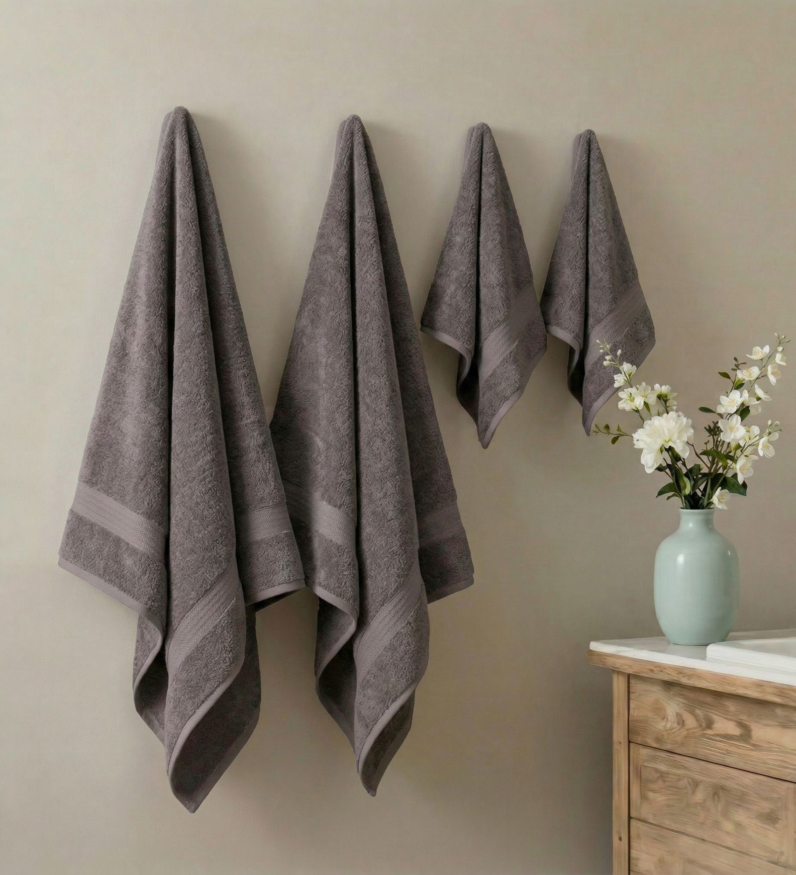 Grey 100% Cotton 380 Gsm Bath Towel 4 Pc