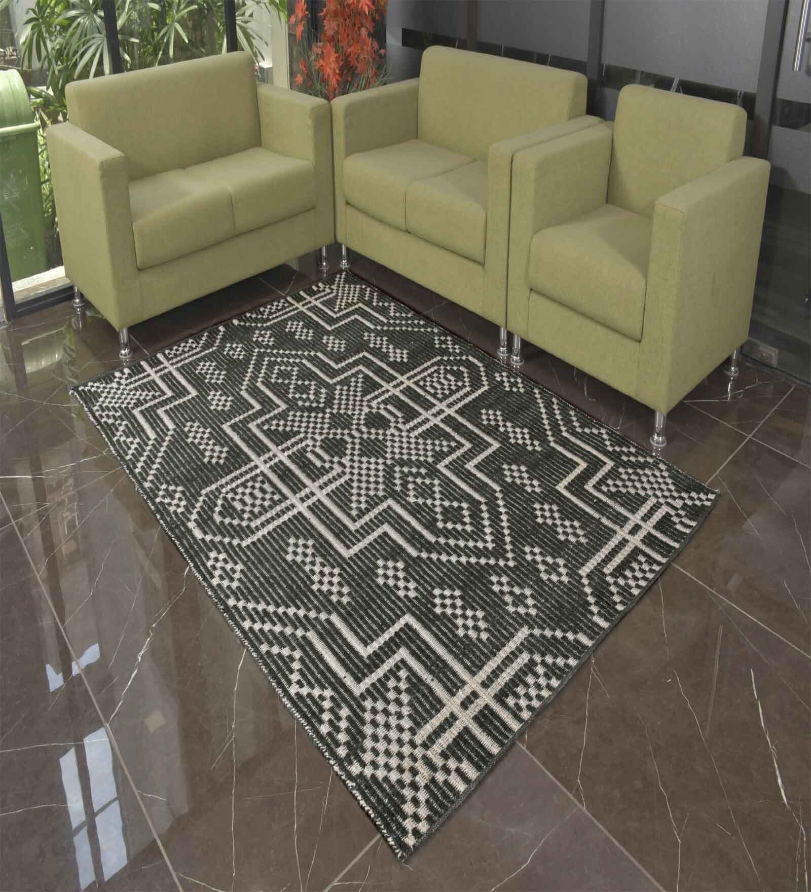 Grey Abstract Polyester 5 ft x 8 ft Machine Made Carpet