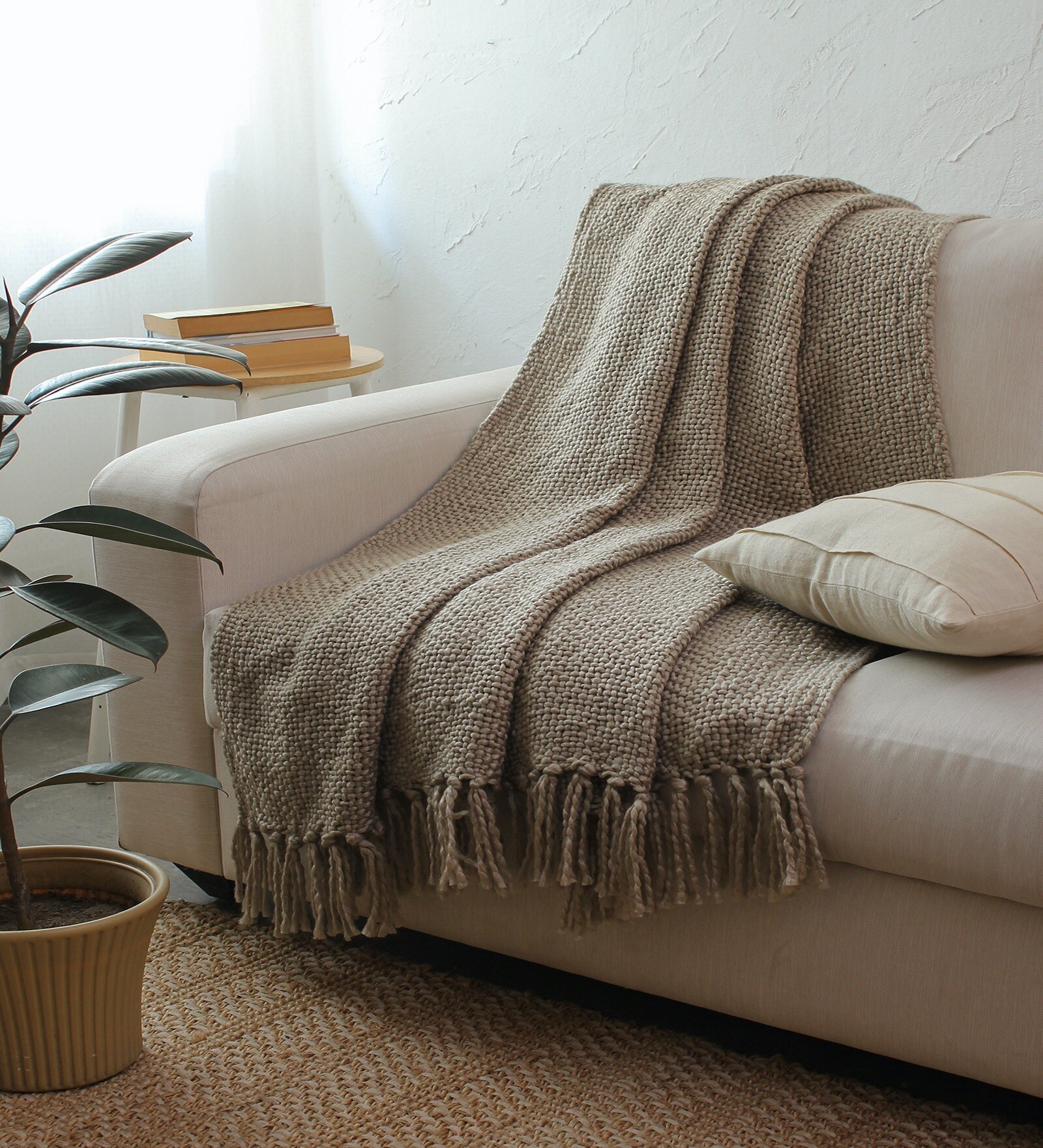 Grey Acrylic 51.2x64 Inches Sofa Throw