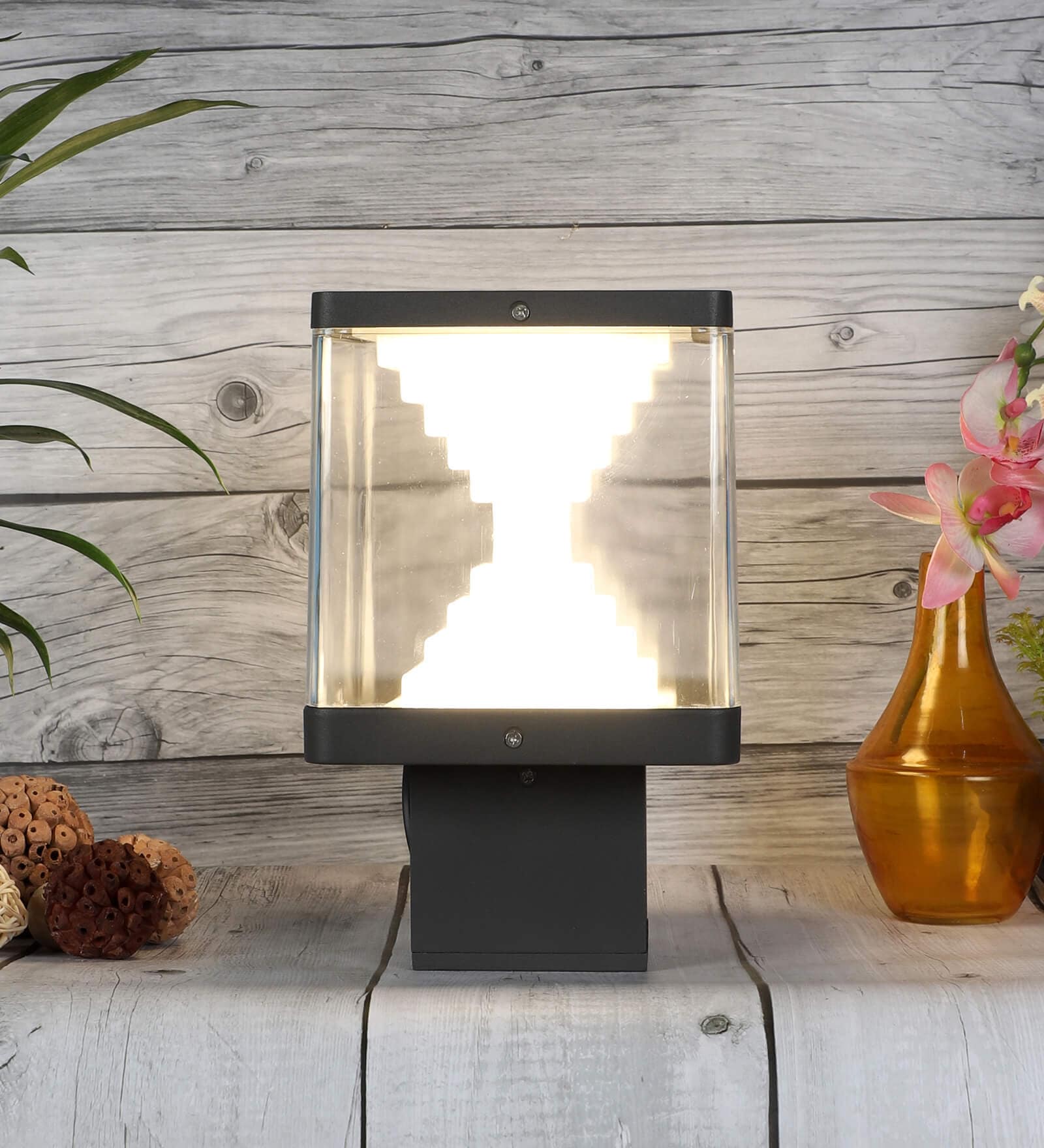 Grey Aluminium 12 Watt LED Gate Light