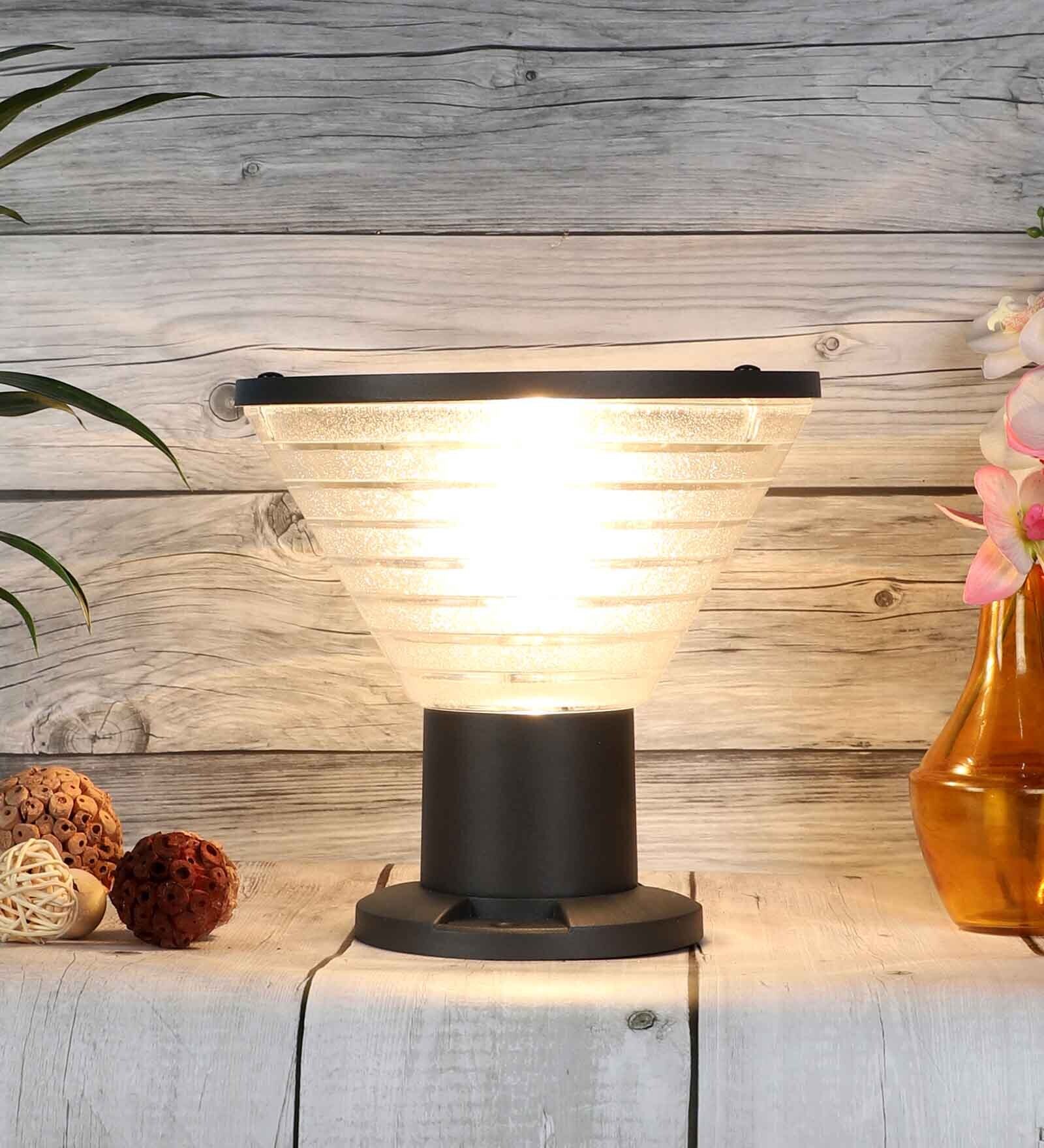 Grey Aluminium 9 Watt Gate Light Grey Aluminium 9 Watt Gate Light