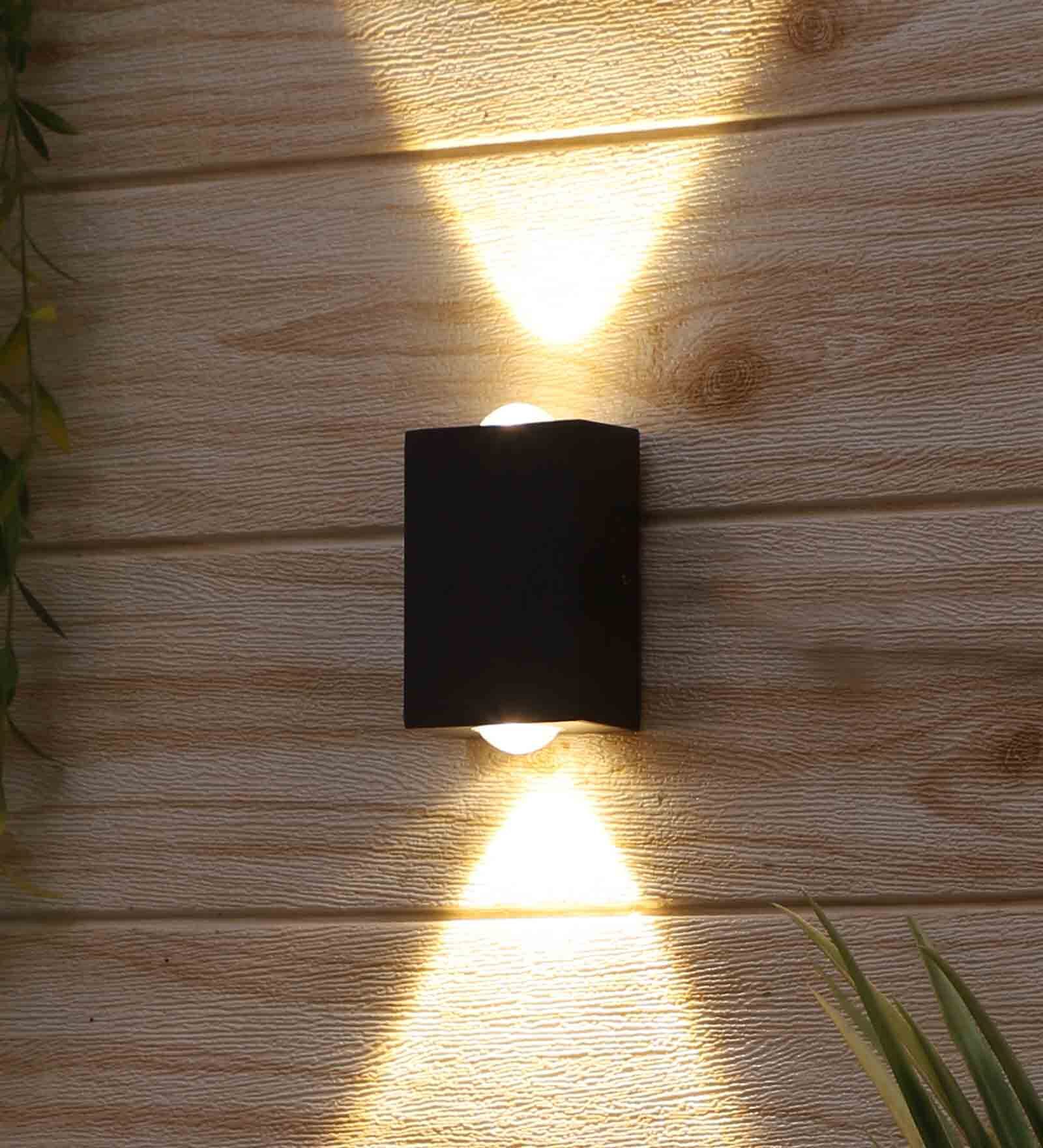 Grey Aluminium die cast Wall Light