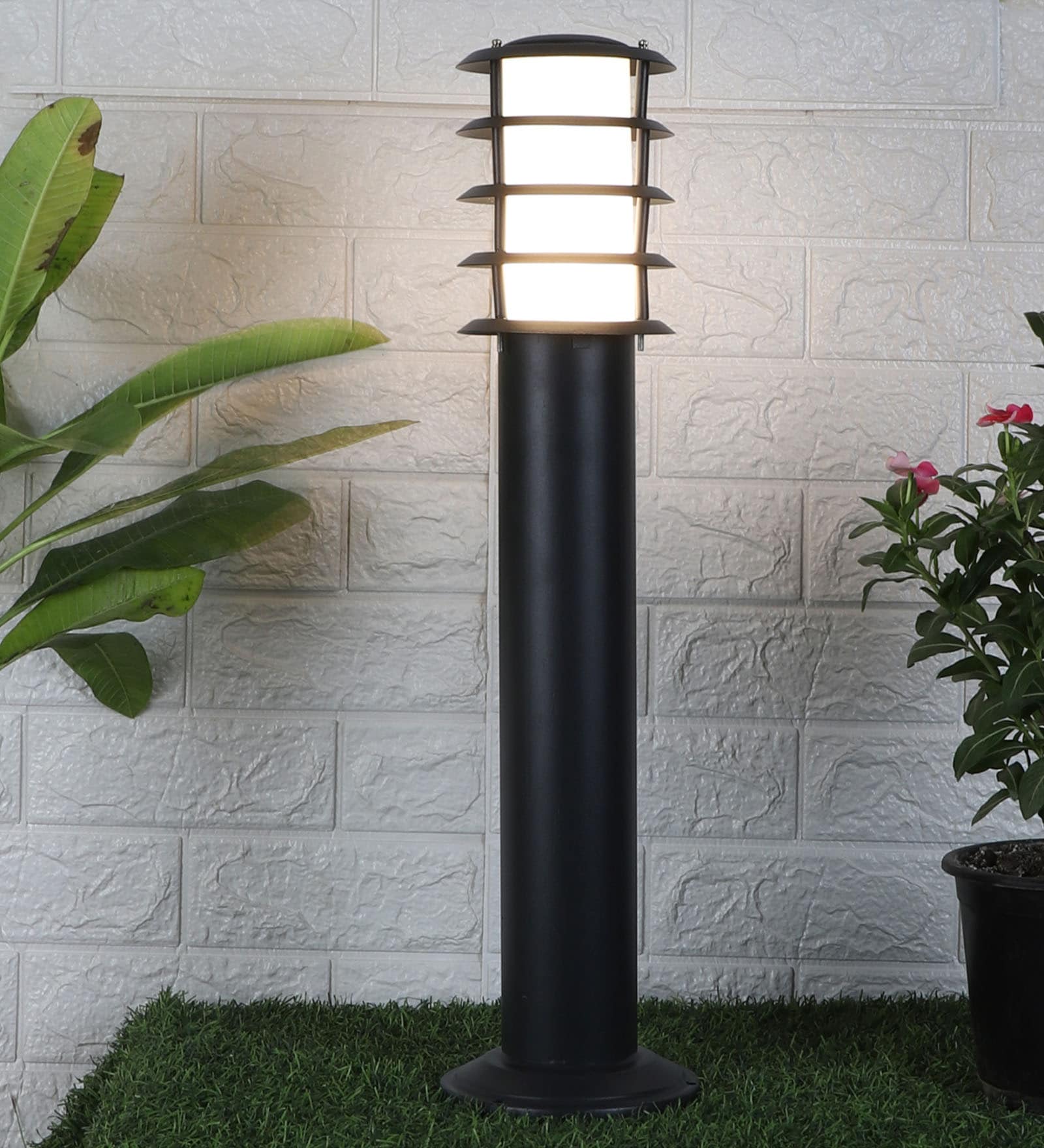 Nubia Grey Aluminium Garden Light