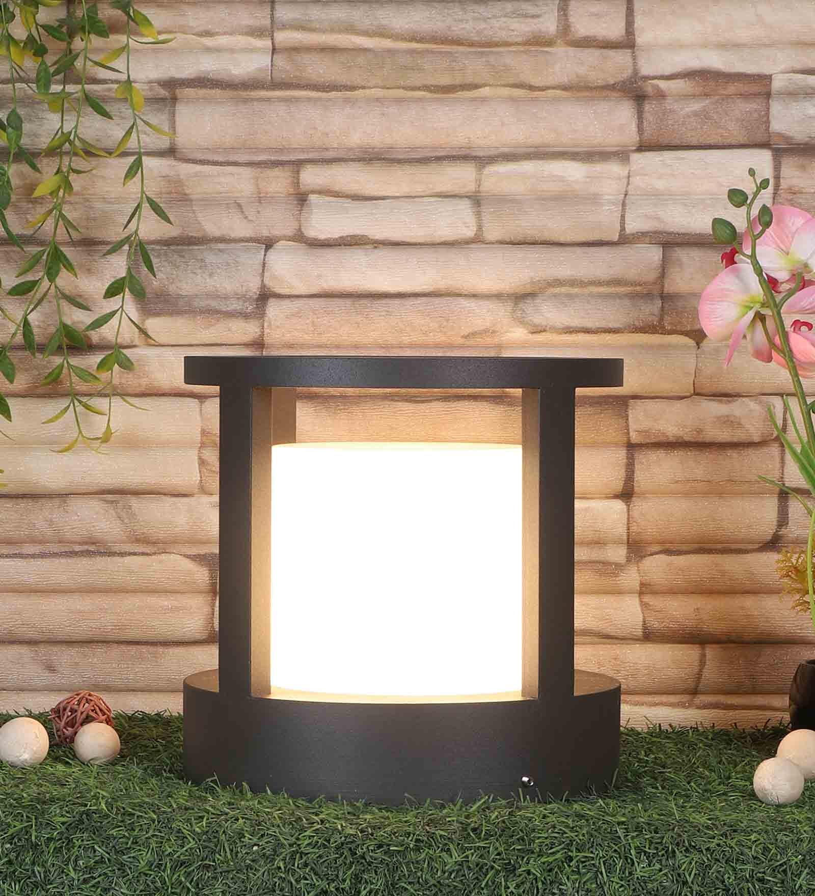 Jayson Grey Aluminium Gate Light