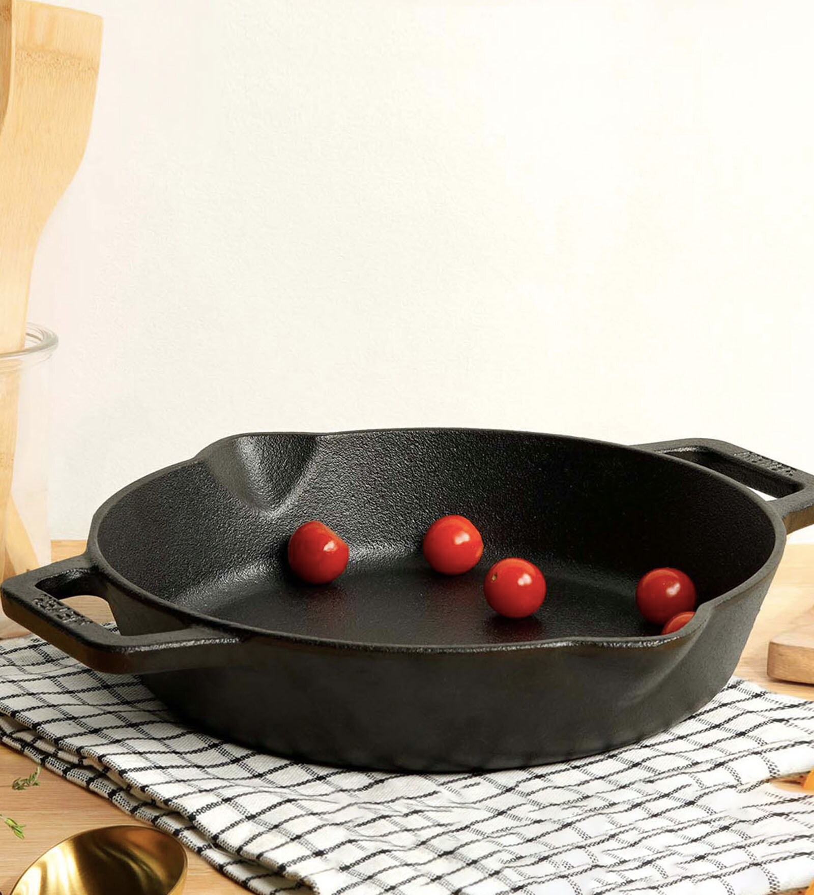 Pre Season Skillet 10.2 Inch Hard Anodised Black Cast Iron Frying Pan