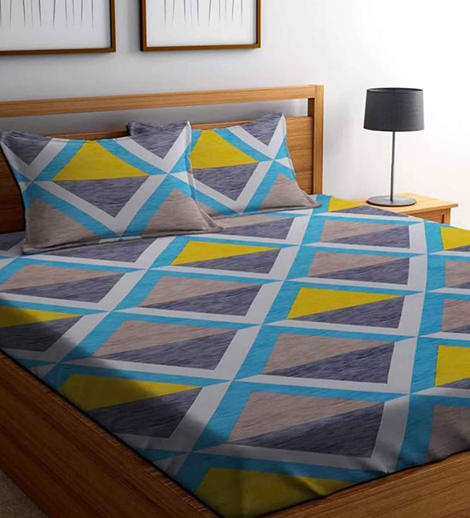 Grey Geometric 120 TC Microfiber 3 Pieces Queen size Bedsheet Set