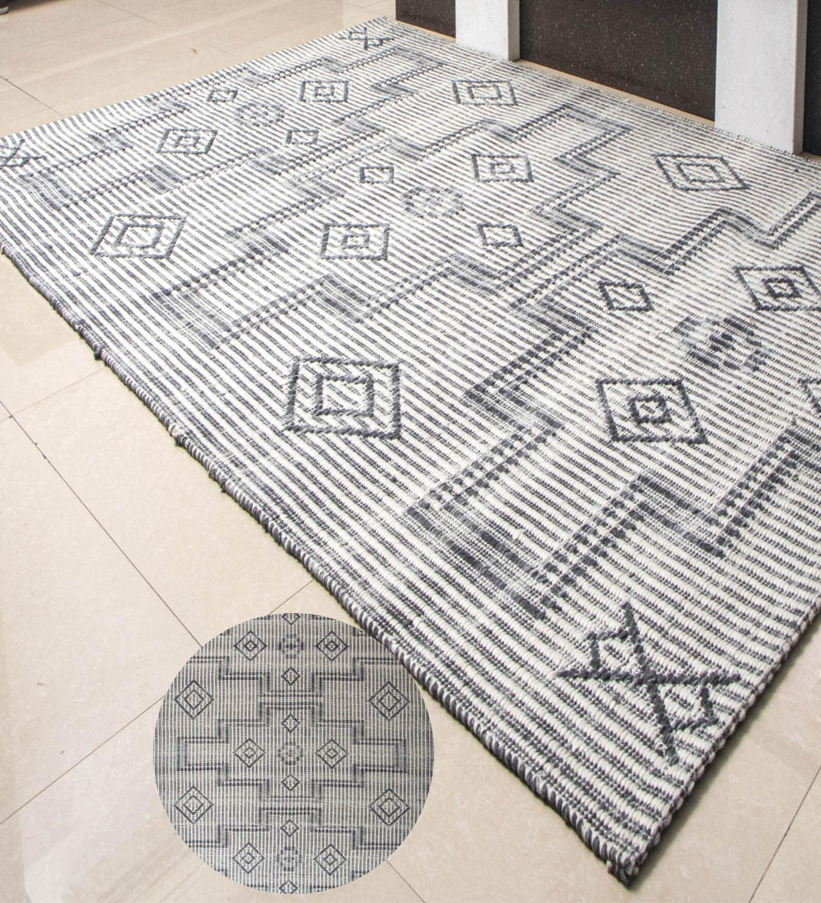 Grey Geometrical Pet 7X5 Feet Hand Woven Carpet