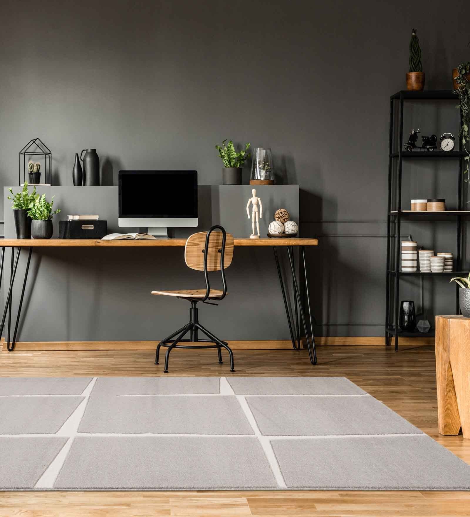 Grey Geometrical Polypropylene 3 ft x 5 ft Machine Made Carpet