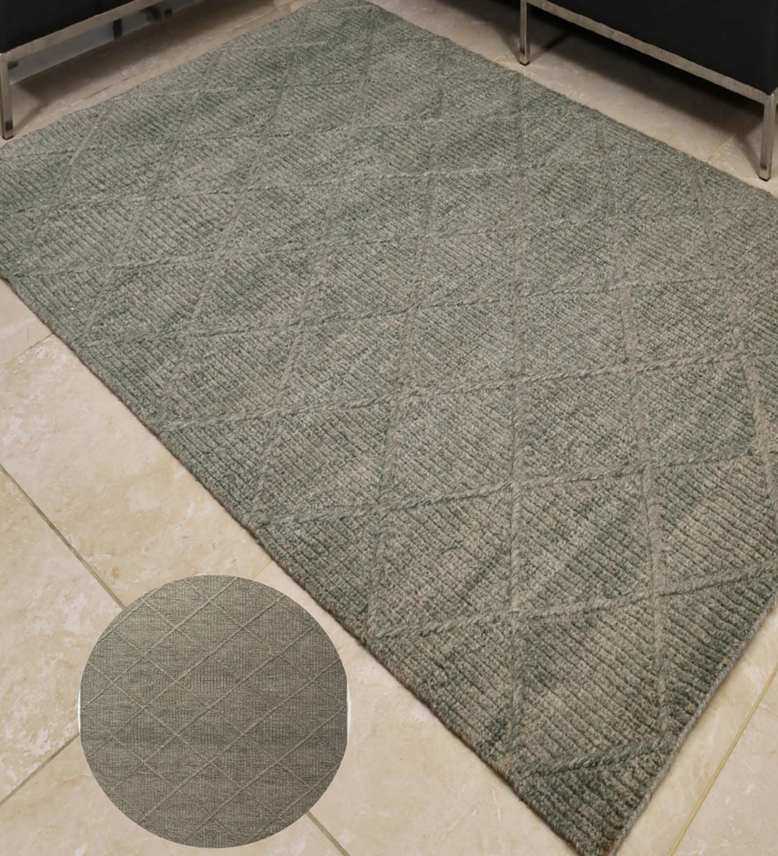 Grey Geometrical Wool 8X5 Feet Hand Woven Carpet