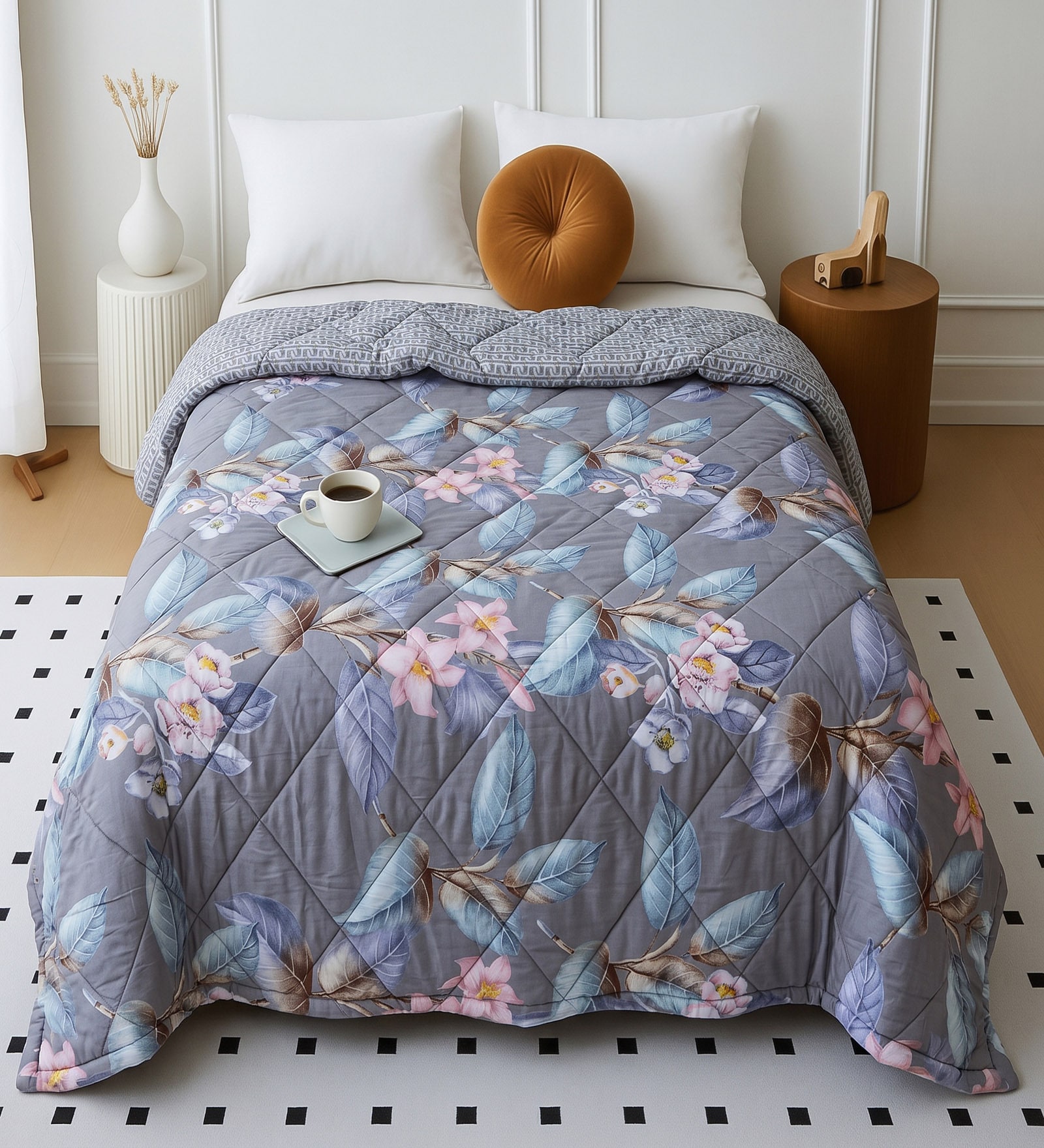 Grey Polycotton Floral 350 GSM Double Bed Reversible Quilted Comforter