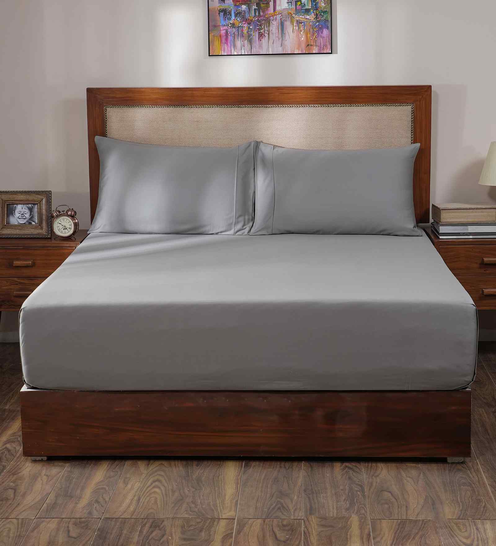 Grey Solid 400 TC Cotton King Size Bed Sheet with 2 Pillow Covers 23 Collection