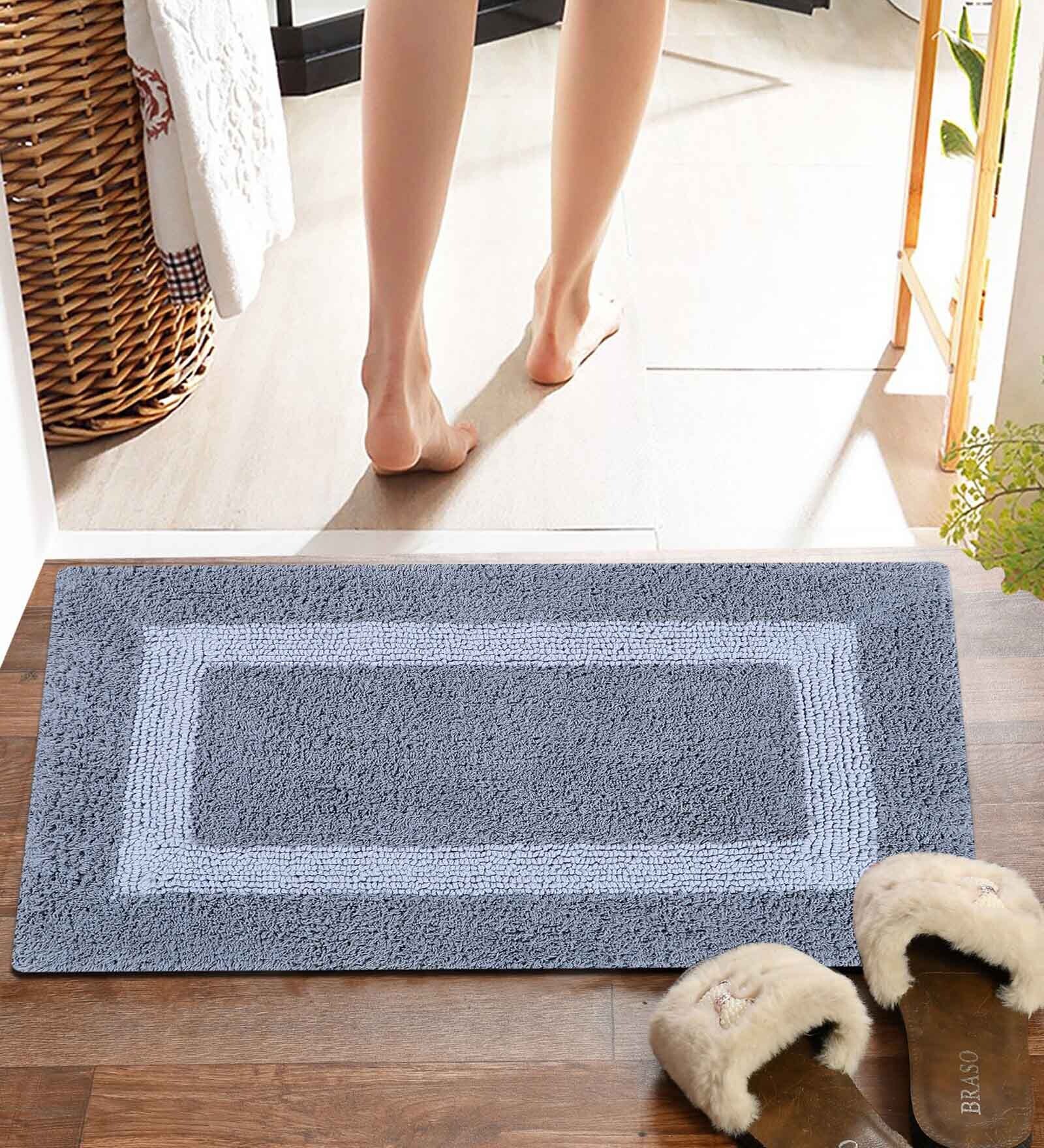 Grey Geometric MicroFibre 14x10 Inches Antiskid Bath Mats
