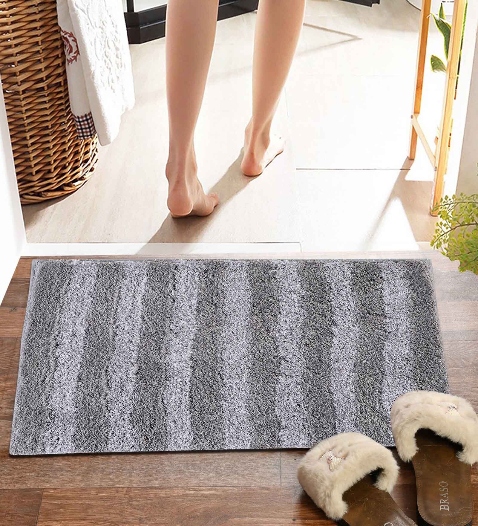 Grey Striped MicroFibre 15x10 Inches Antiskid Bath Mats