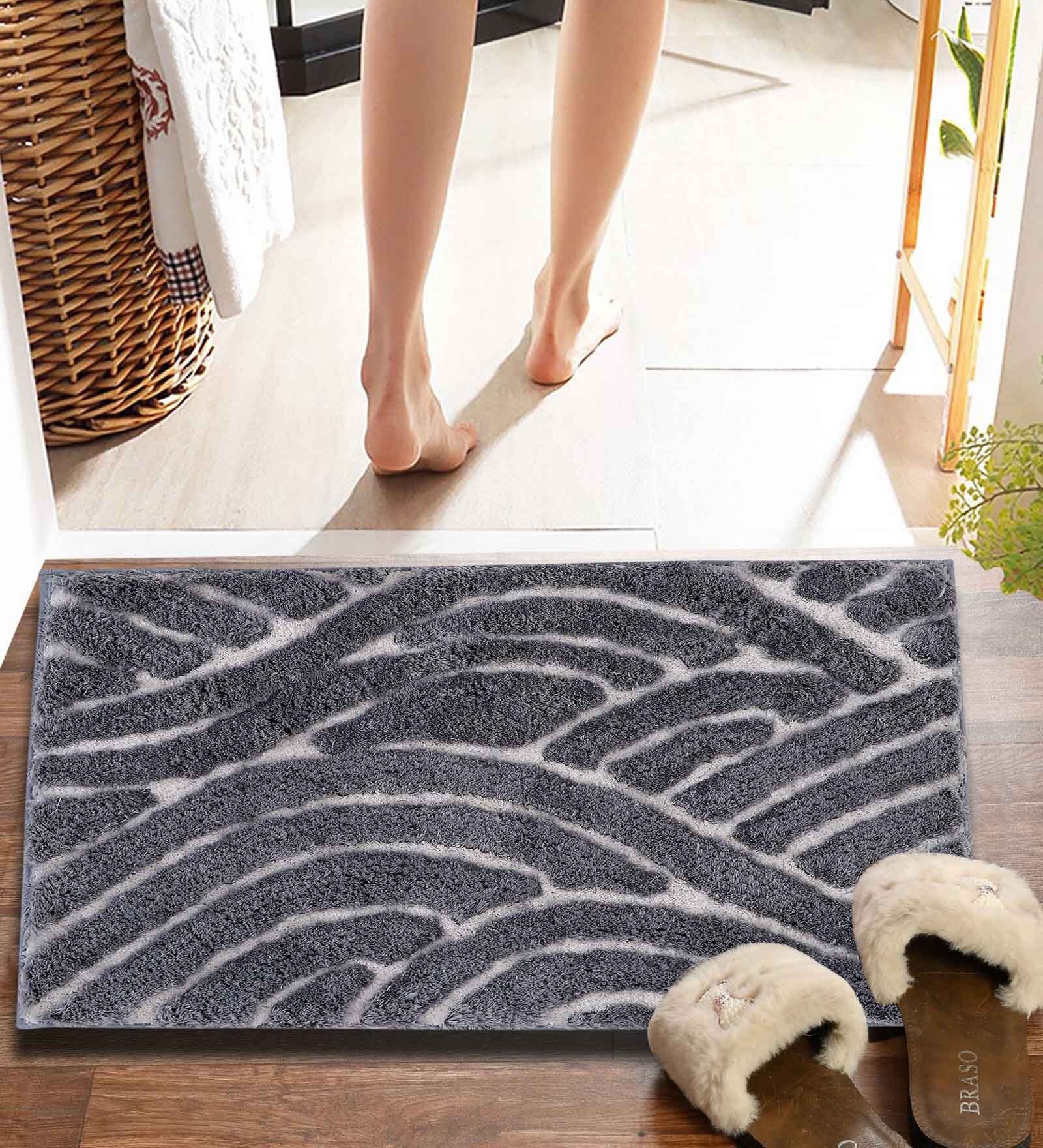 Grey Striped MicroFibre 15x10 Inches Antiskid Bath Mats